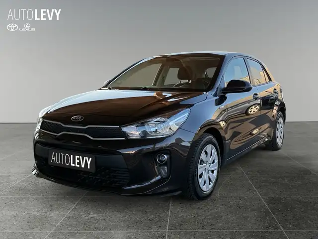 Kia Rio view 2