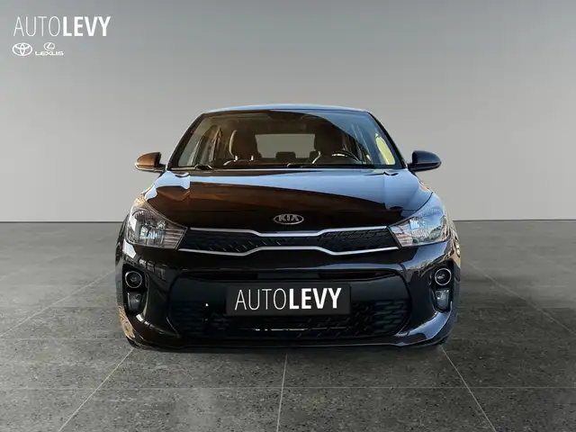 Kia Rio view 9