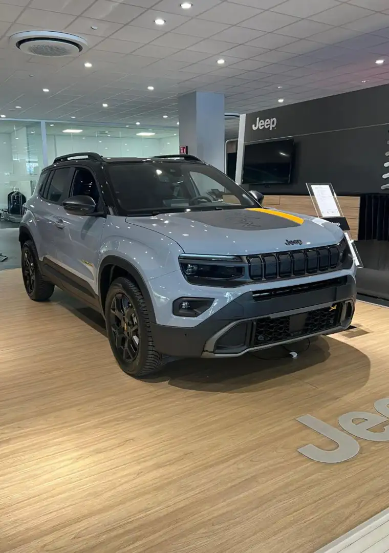 Jeep Avenger 1.2 Turbo MHEV 4xe The North Face Szürke - 1