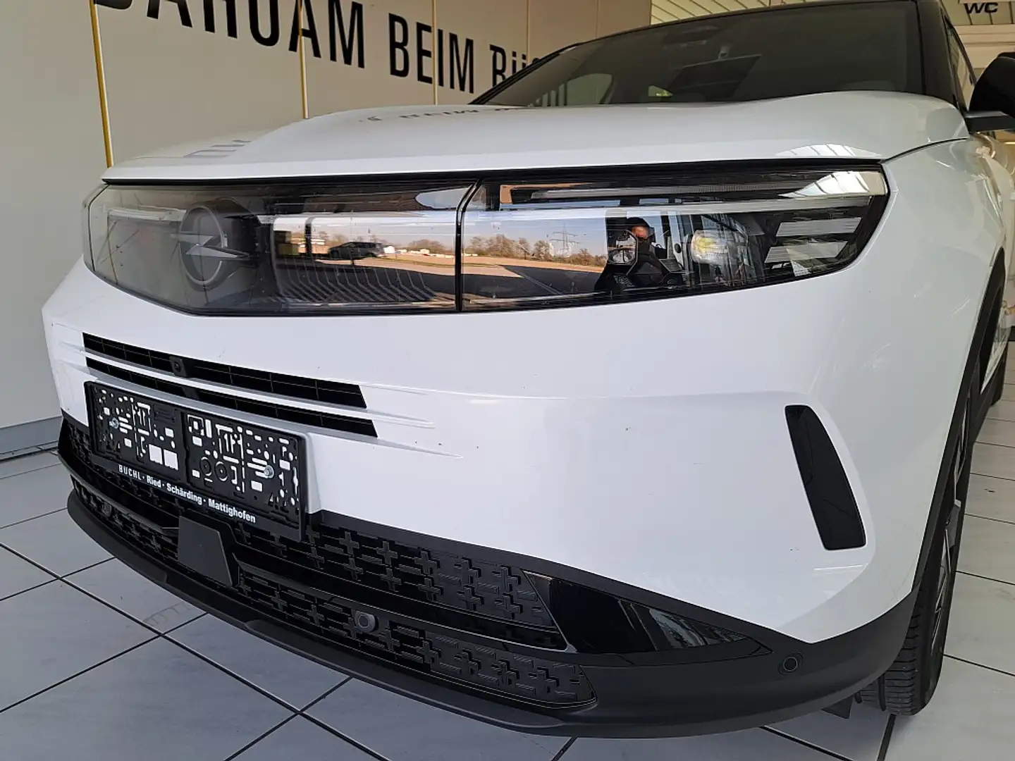 Opel Grandland 1.2 MHEV GS Aut. AHK, Tech & Komfort GS Paket Weiß - 2