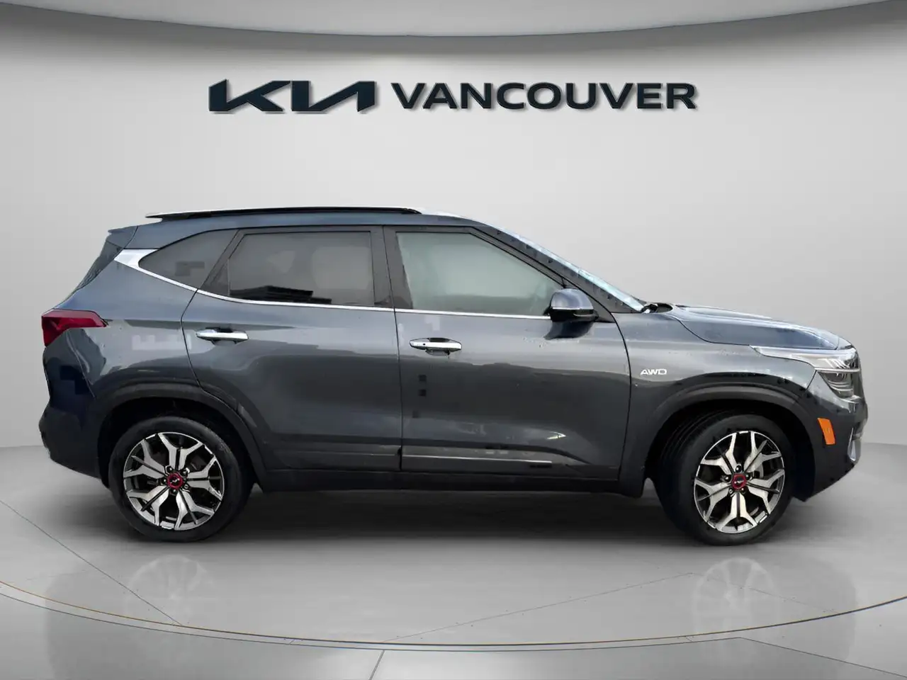 Kia Seltos снимка Kia Seltos