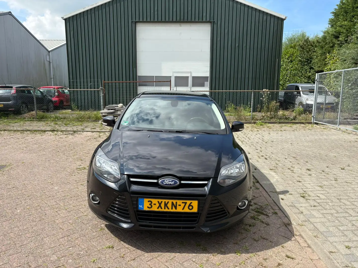 Ford Focus Wagon 1.6 EcoBoost Edition Plus Leder Navi Pdc Voo Noir - 2