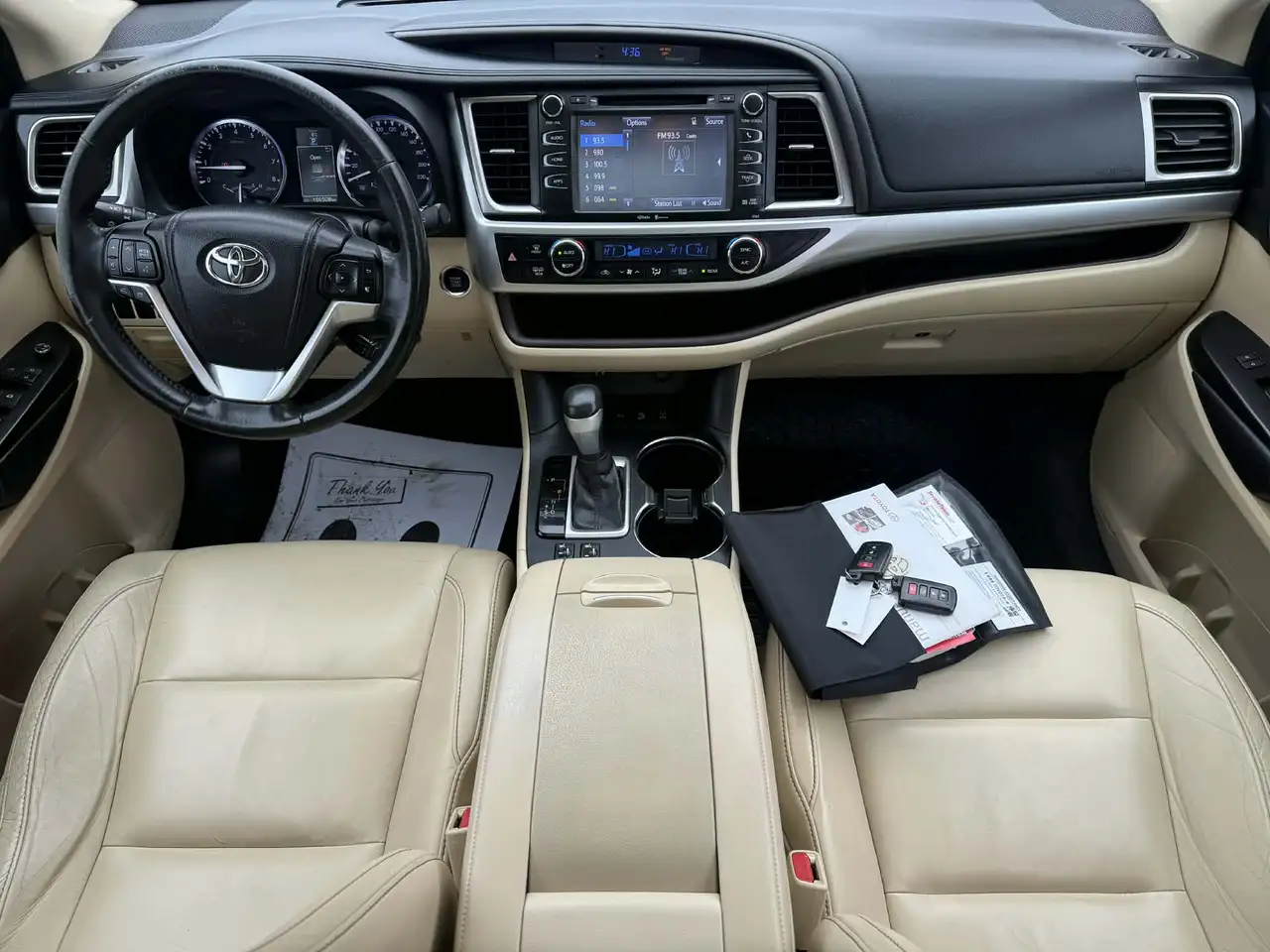 Toyota Highlander photo Toyota Highlander