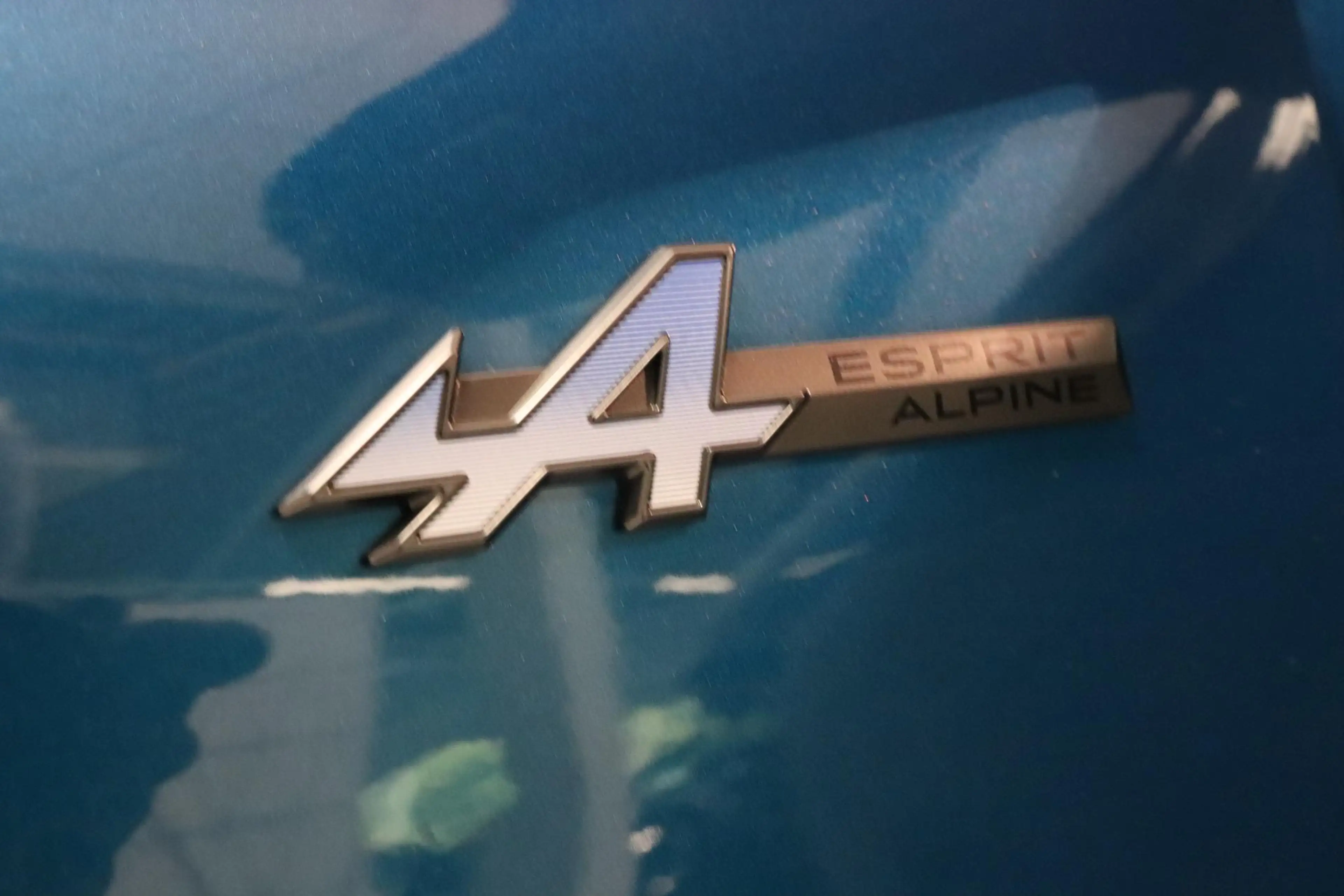 Renault Austral 1.2 E-Tech full hybrid 200 esprit Alpine | Panoram — photo 35