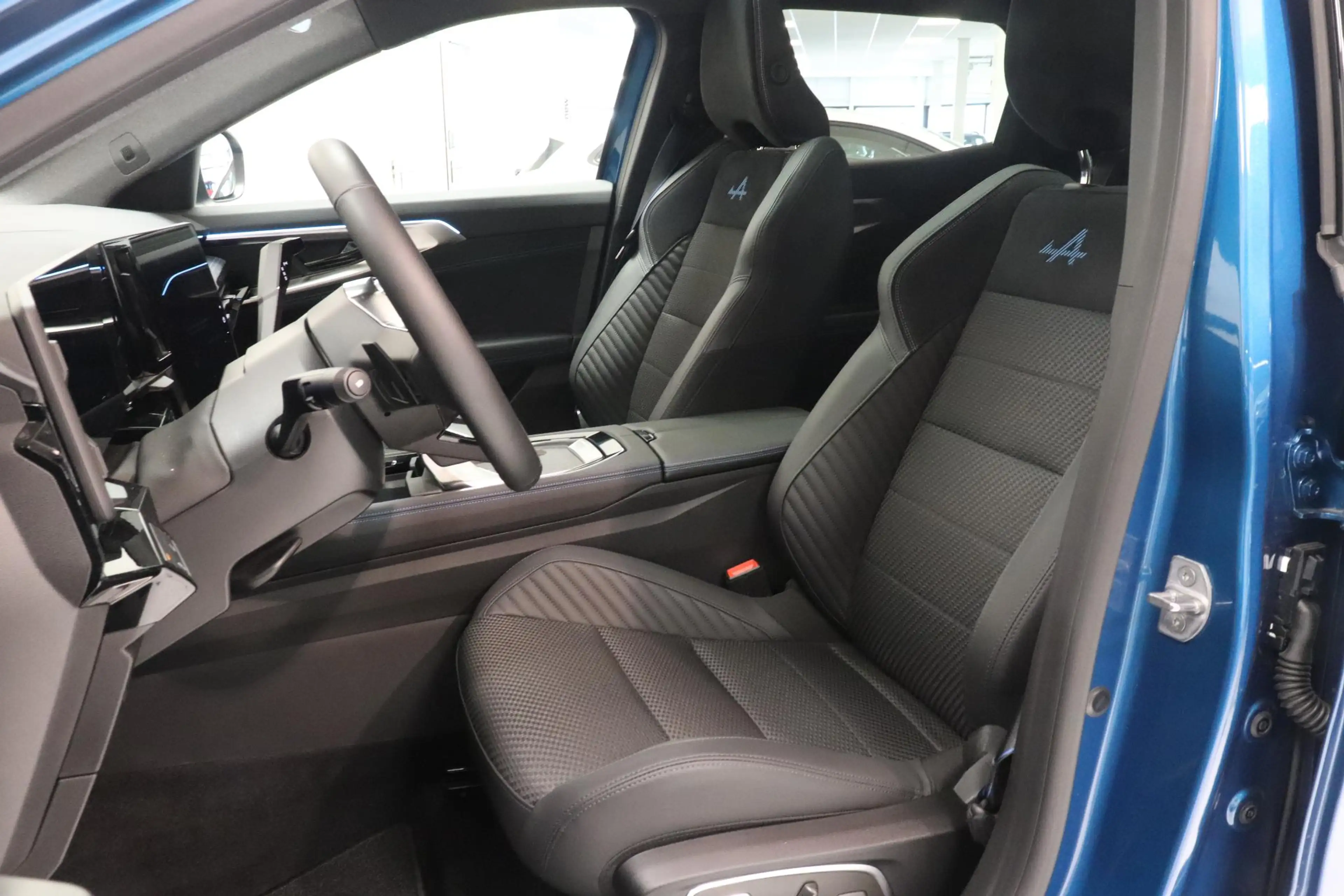Renault Austral 1.2 E-Tech full hybrid 200 esprit Alpine | Panoram — photo 7
