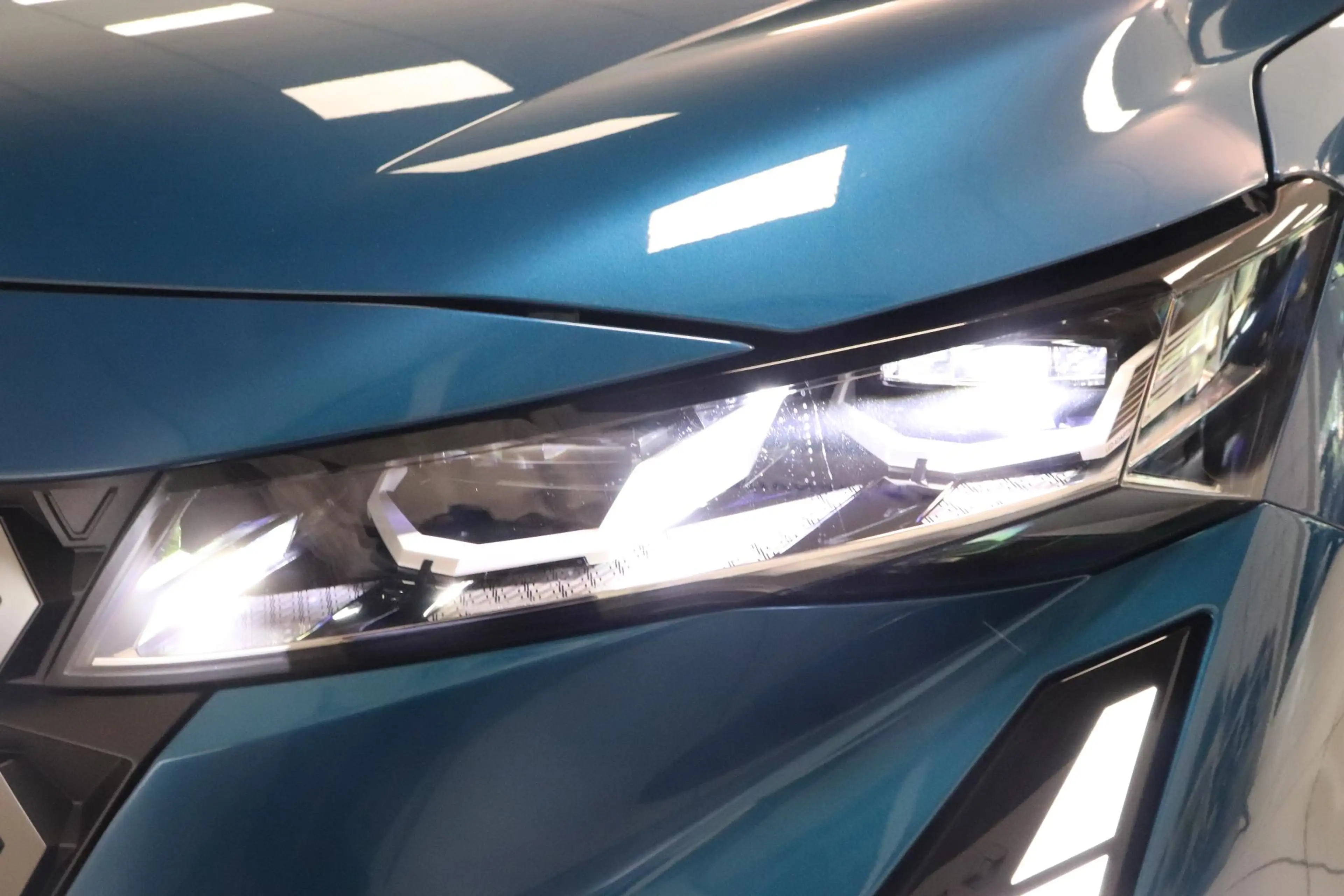 Renault Austral 1.2 E-Tech full hybrid 200 esprit Alpine | Panoram — photo 27