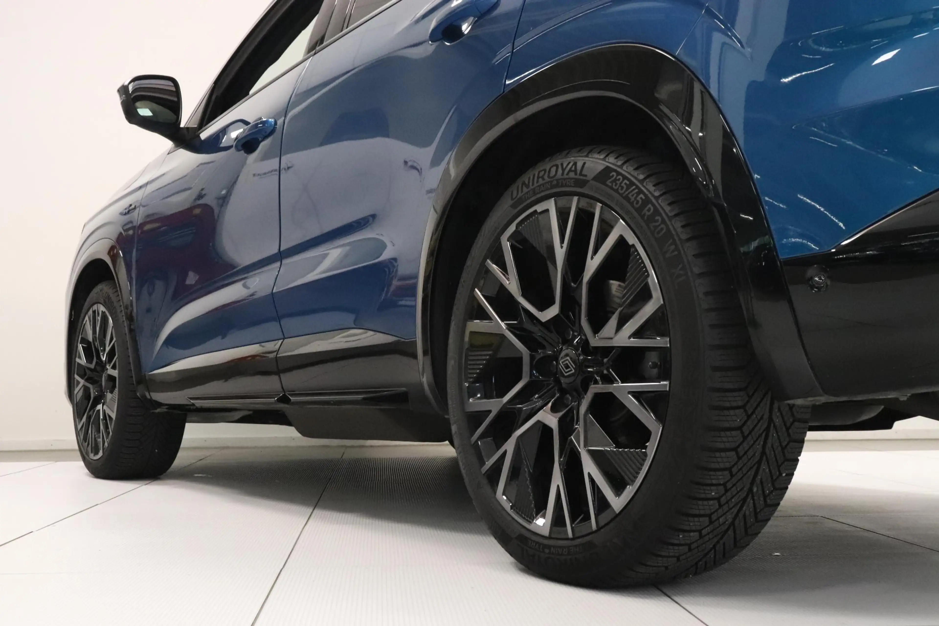 Renault Austral 1.2 E-Tech full hybrid 200 esprit Alpine | Panoram — photo 17