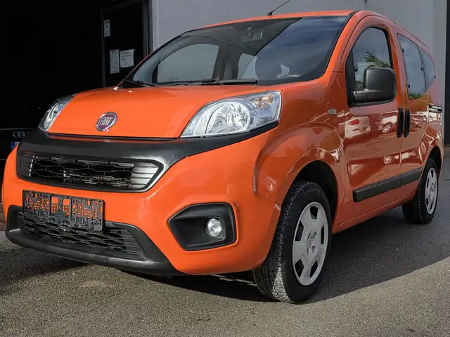 Fiat Qubo Qubo 1.4 8v natural power Lounge 70cv