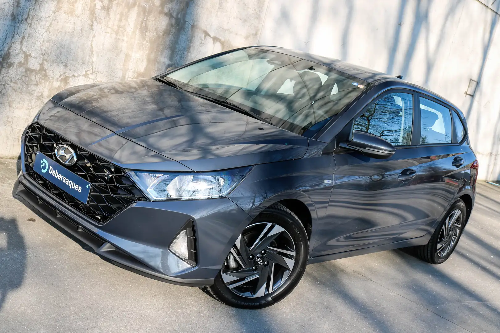 Hyundai i20 1.0 Mild-Benzine techno AUTOMAAT P-sens A + Camera Gris - 2