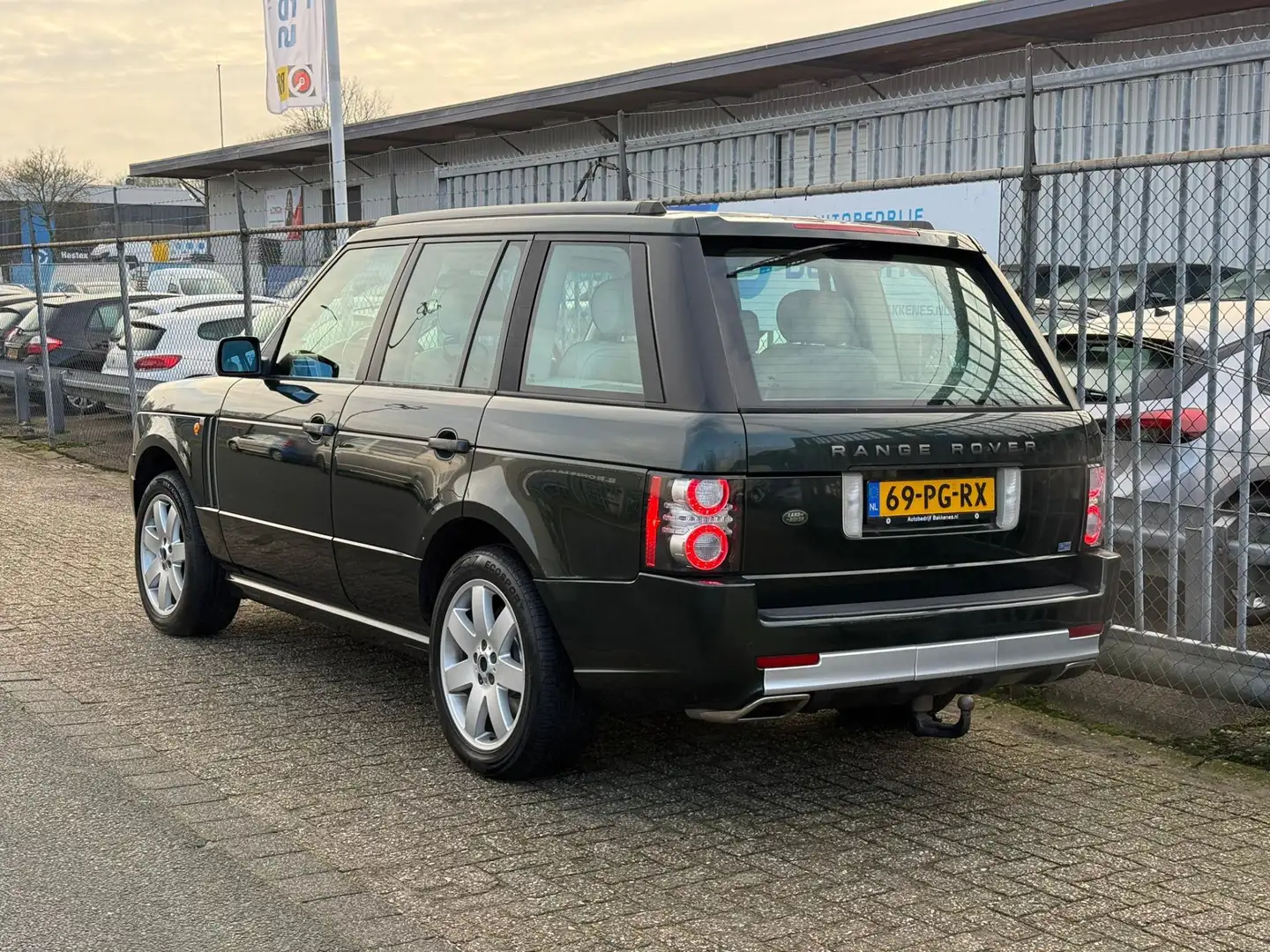 Land Rover Range Rover 4.4 V8 SE | Youngtimer | APK 11-2026 Grün - 2