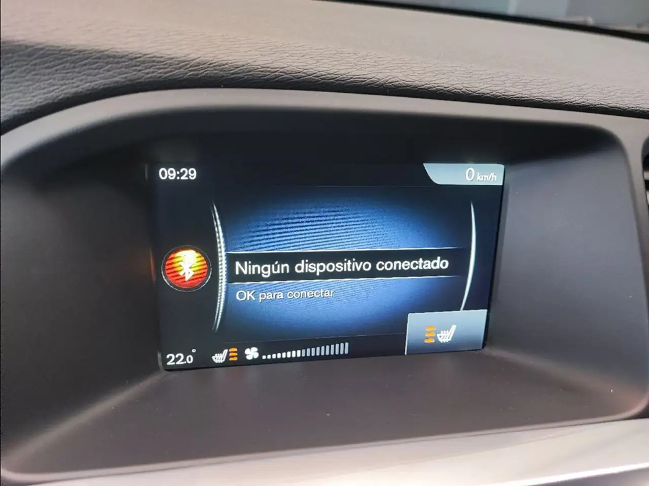 VOLVO V60 2.4 286 ch - 130 051KMS