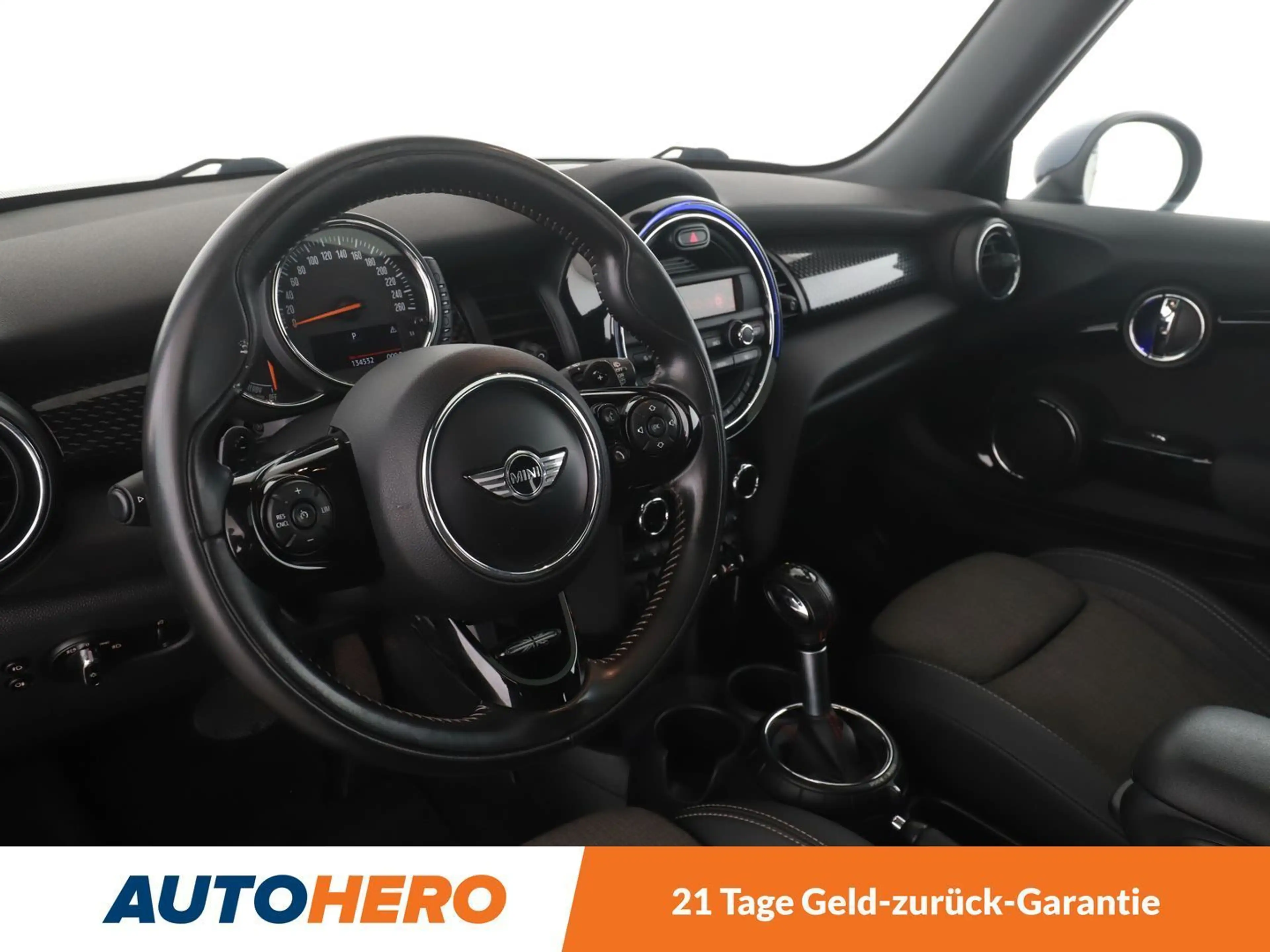 MINI Cooper SD Cooper SD Aut. *LED*PANO*TEMPO*BT* — photo 11