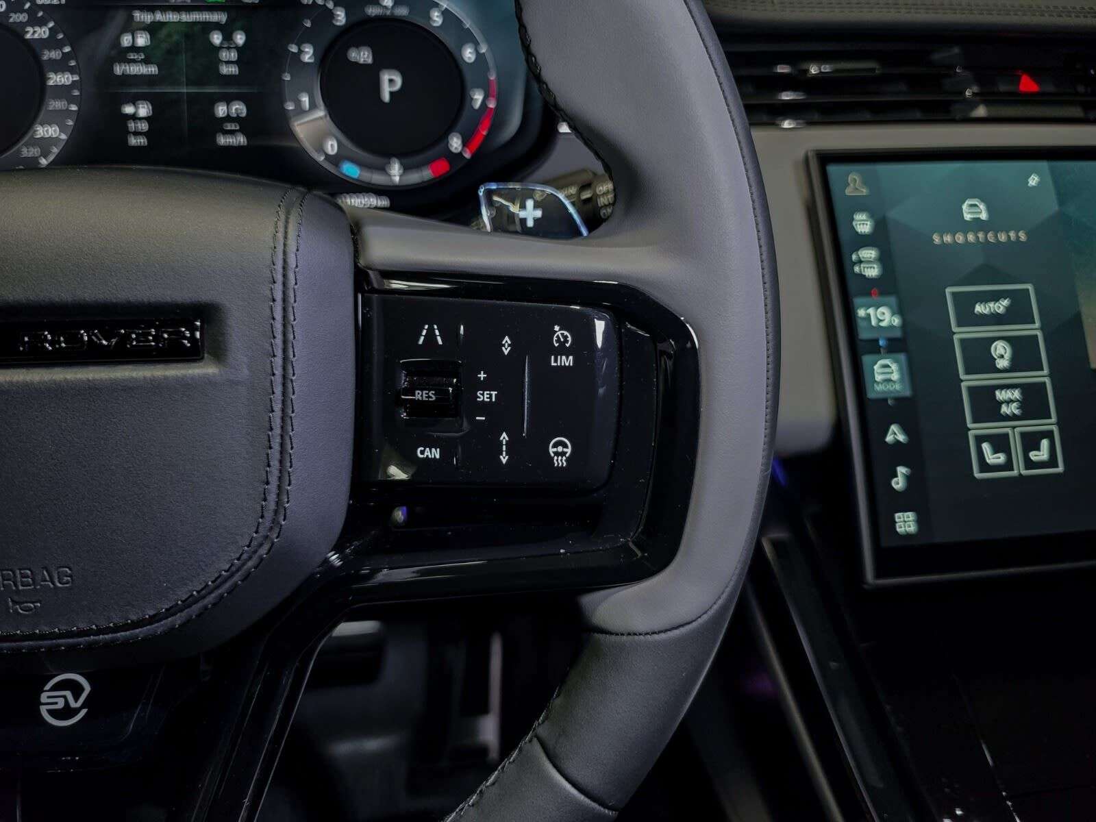 2025 Land Rover Range Rover Sport SV Edition Two | Sunroof | Navigation | Bluetooth thumb 15