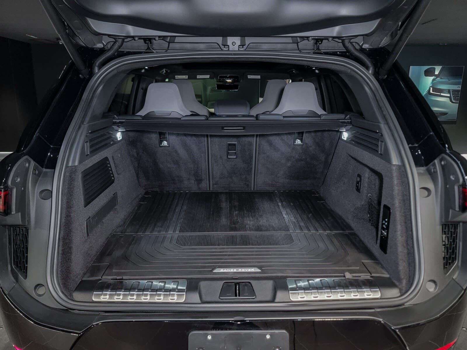 2025 Land Rover Range Rover Sport SV Edition Two | Sunroof | Navigation | Bluetooth thumb 22
