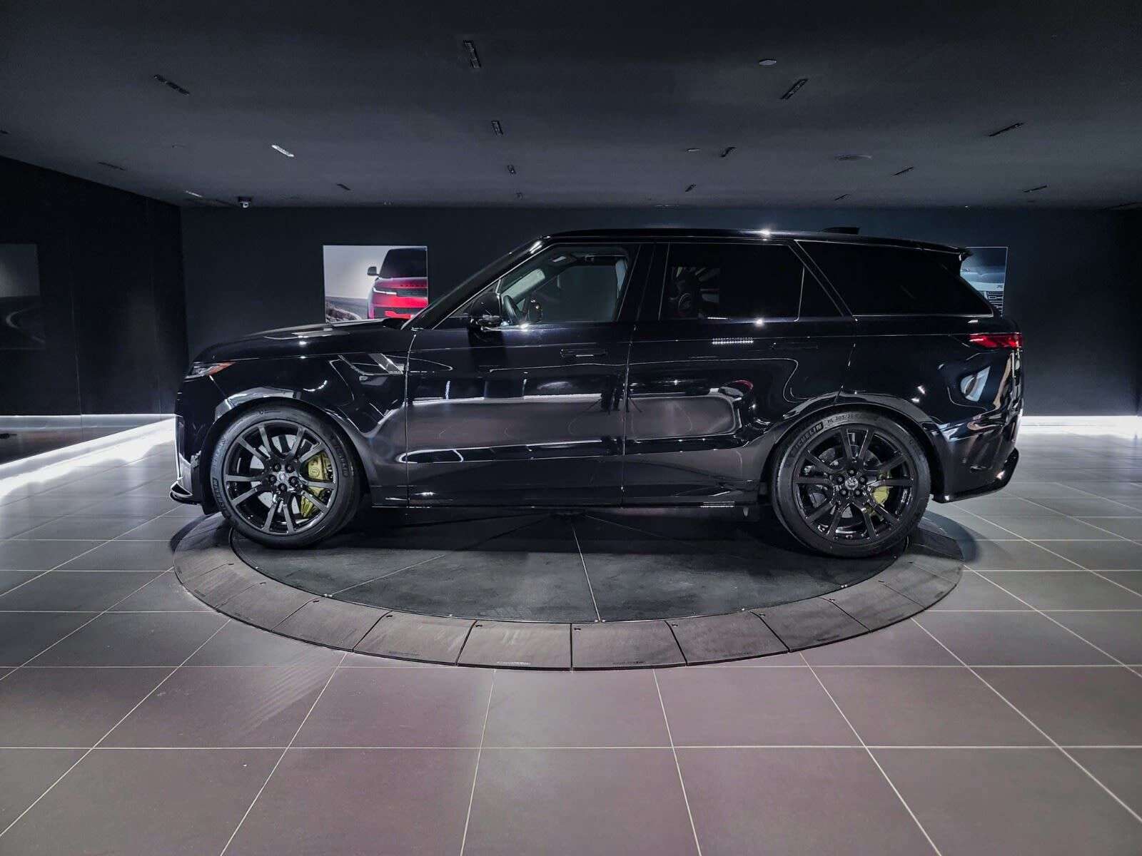 2025 Land Rover Range Rover Sport SV Edition Two | Sunroof | Navigation | Bluetooth thumb 8