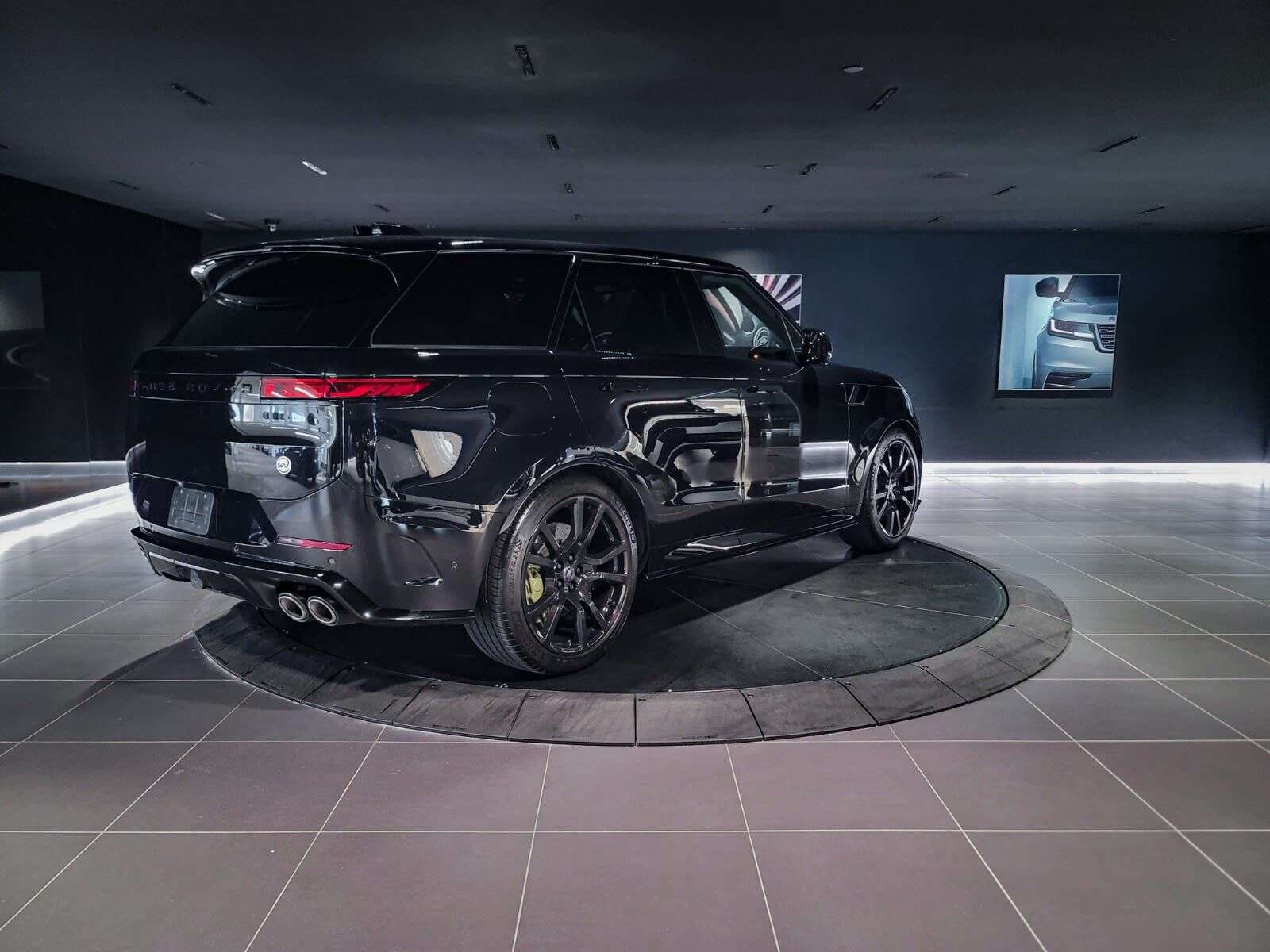 2025 Land Rover Range Rover Sport SV Edition Two | Sunroof | Navigation | Bluetooth alt 5