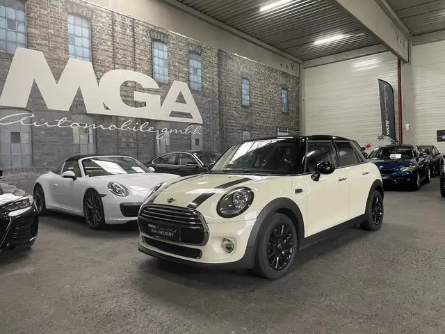 MINI Cooper Cooper - 5türig!
