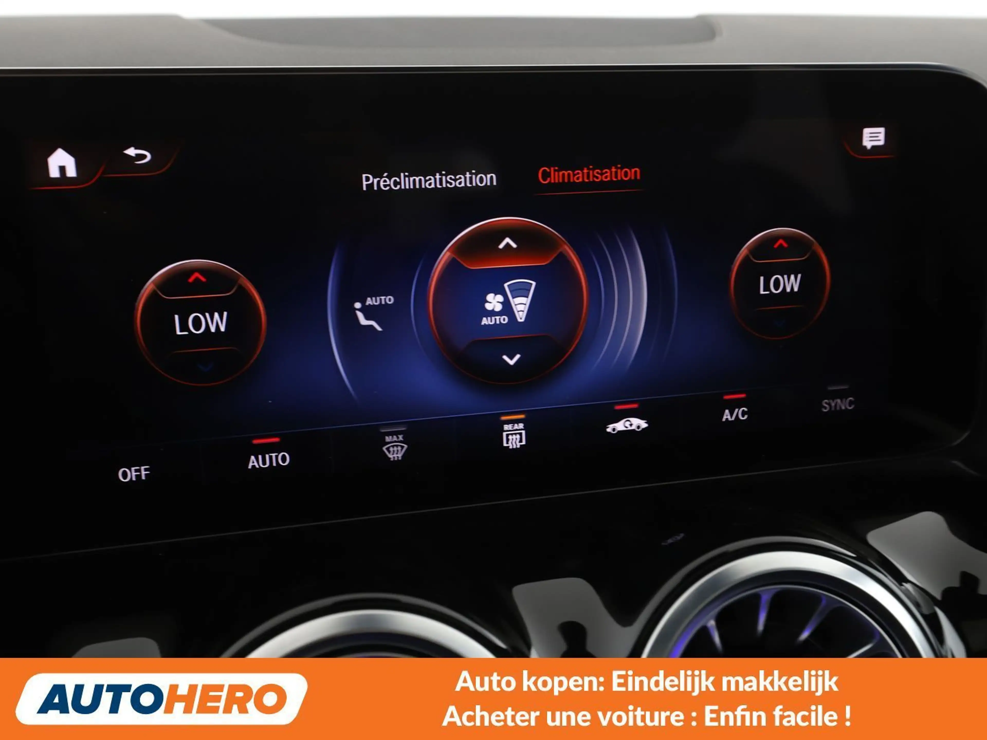 Mercedes-Benz GLA 250 GLA 250e AMG Line — photo 15