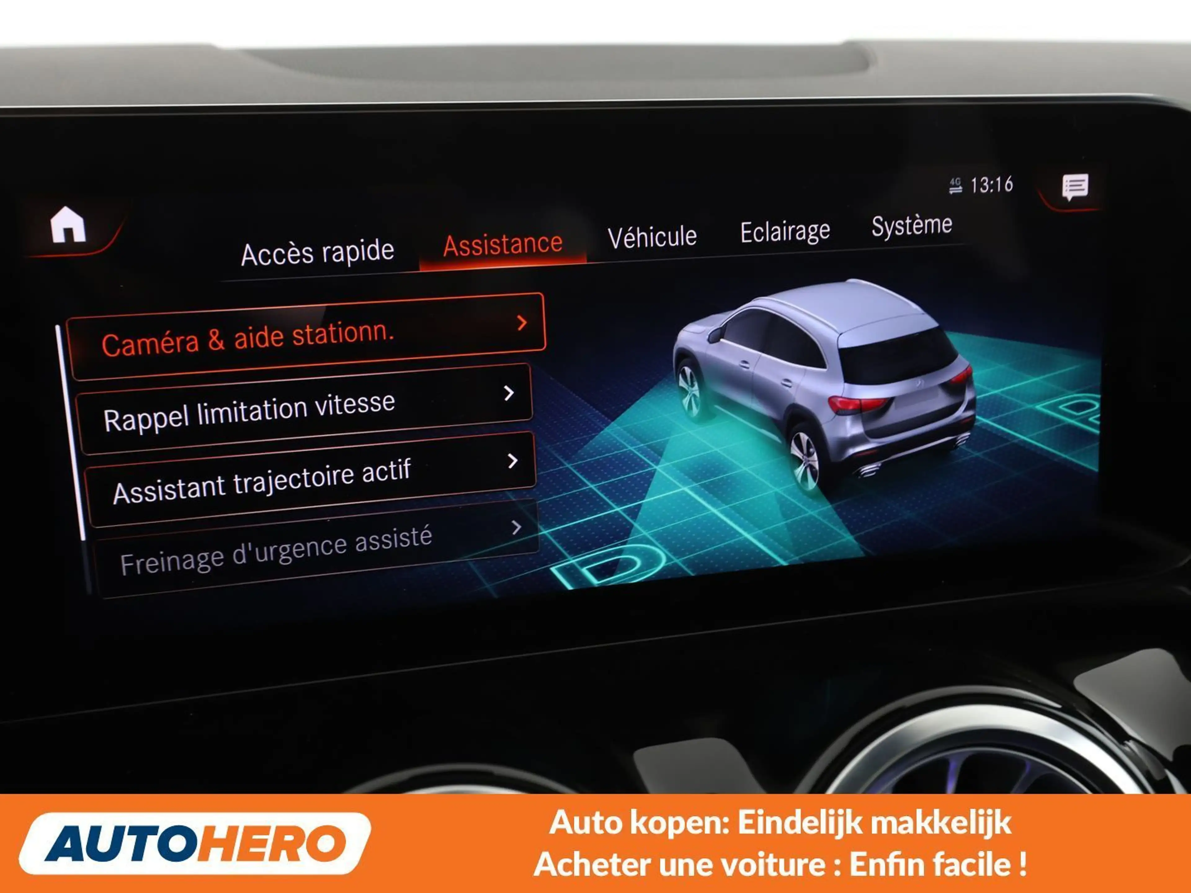 Mercedes-Benz GLA 250 GLA 250e AMG Line — photo 11