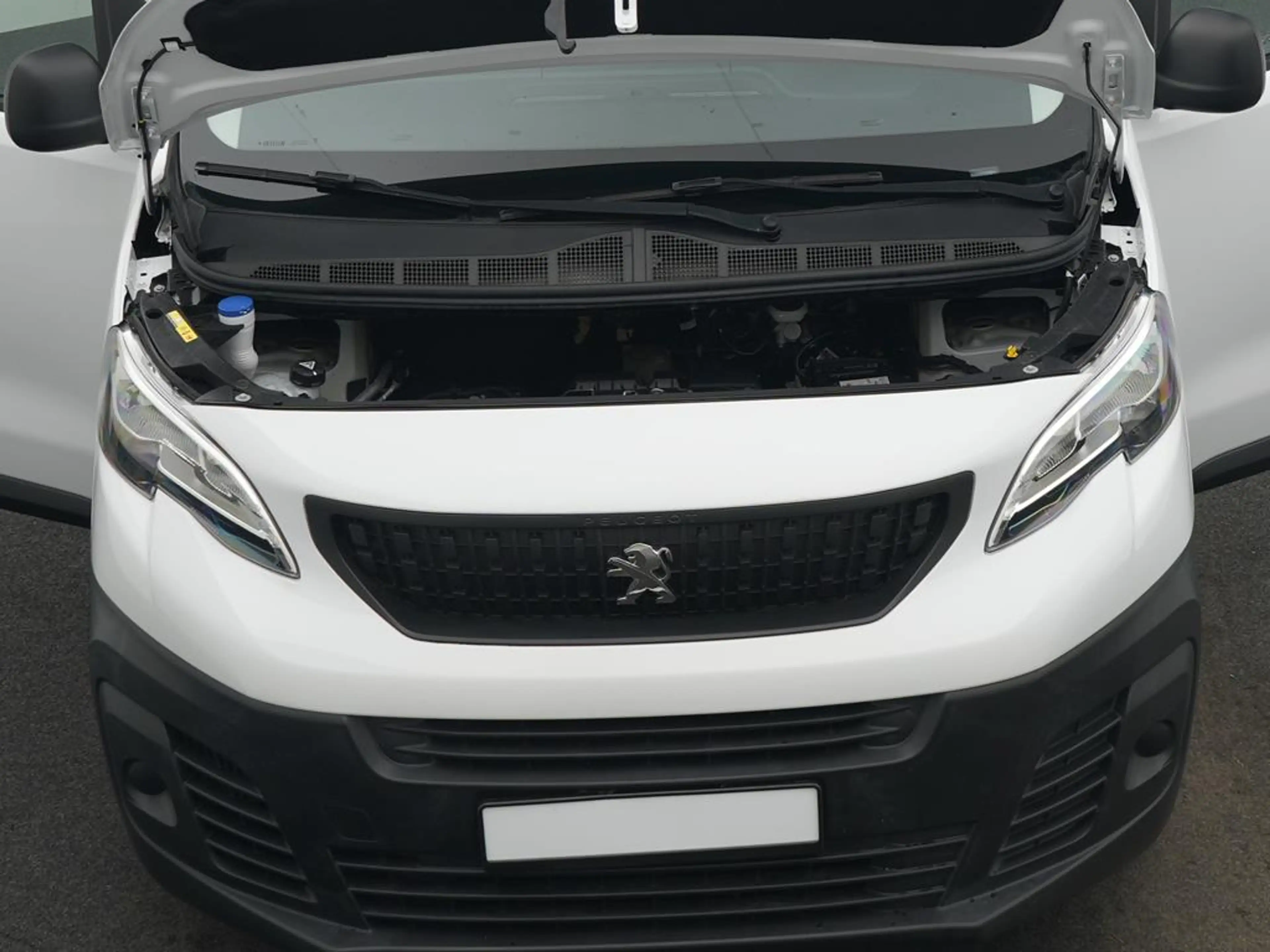 Peugeot Expert Kastenwagen Pro L2 BlueHDi 120 S&S — photo 5