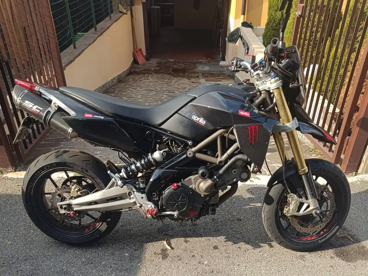 Aprilia Dorsoduro
