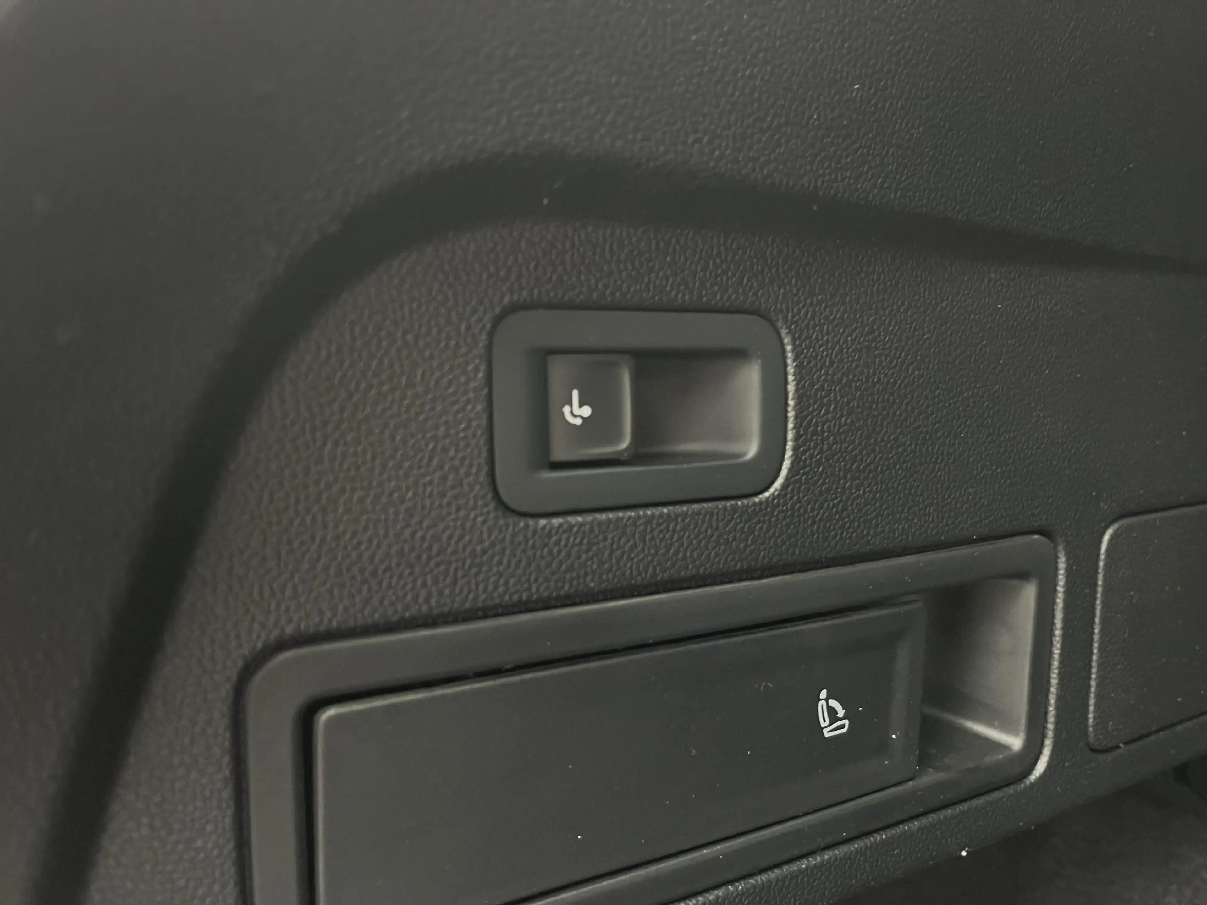 Volkswagen Tiguan Allspace 1.5 TSI R-Line 7p. | PANO | TREKHAAK | IQ LIGHT | — photo 6