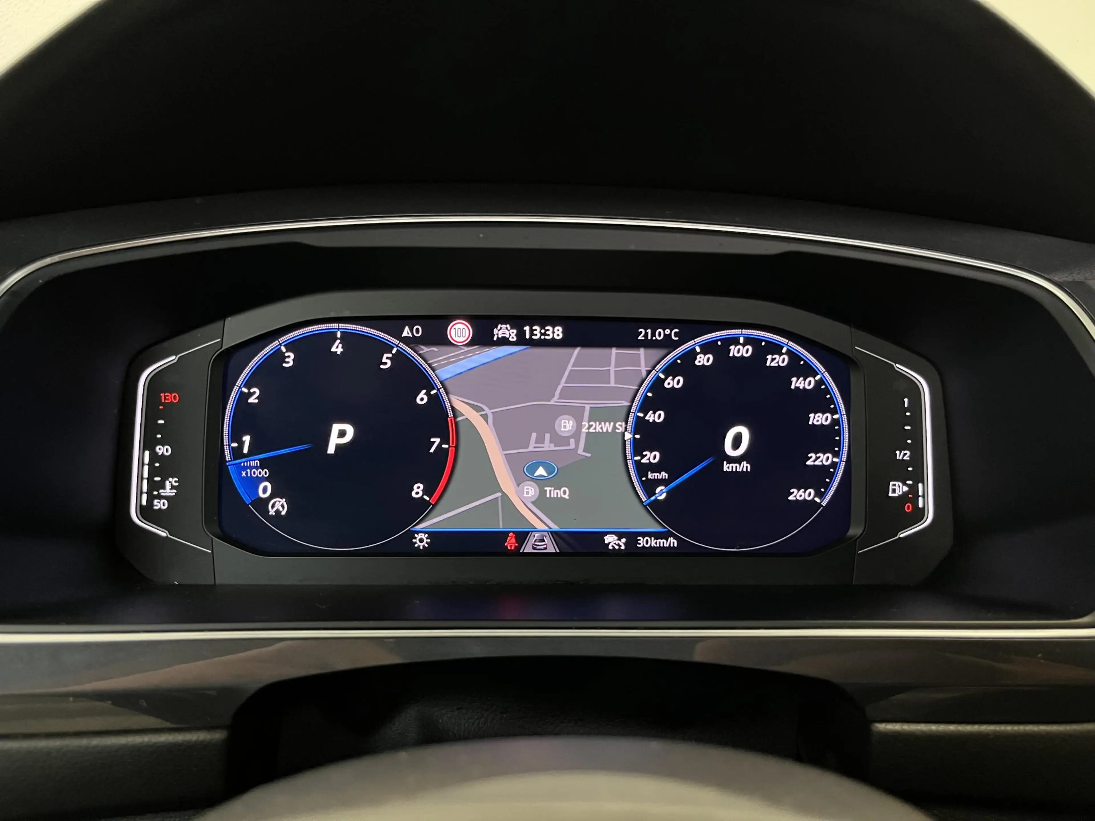Volkswagen Tiguan Allspace 1.5 TSI R-Line 7p. | PANO | TREKHAAK | IQ LIGHT | — photo 26