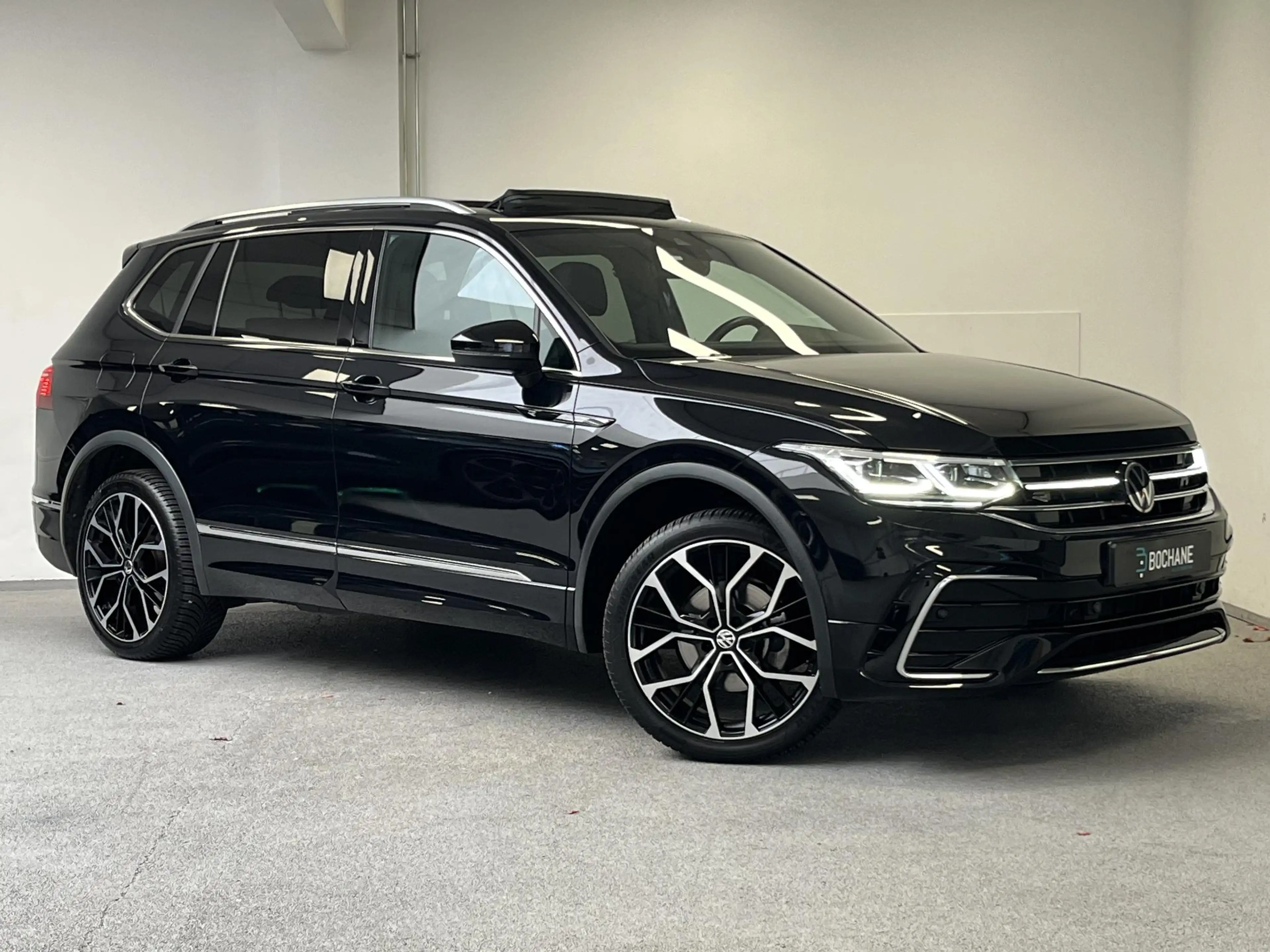 Volkswagen Tiguan Allspace 1.5 TSI R-Line 7p. | PANO | TREKHAAK | IQ LIGHT | — photo 8