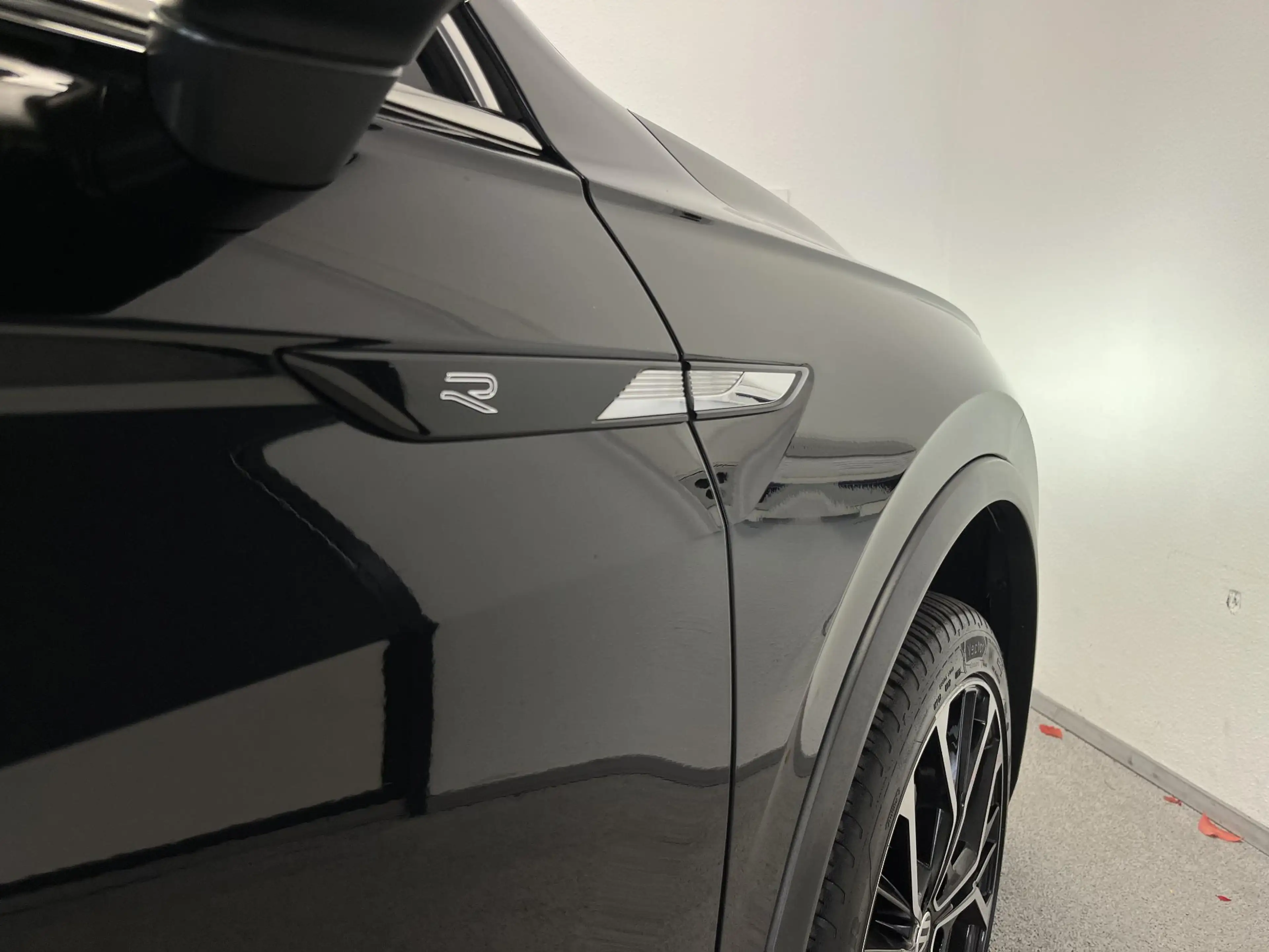 Volkswagen Tiguan Allspace 1.5 TSI R-Line 7p. | PANO | TREKHAAK | IQ LIGHT | — photo 48