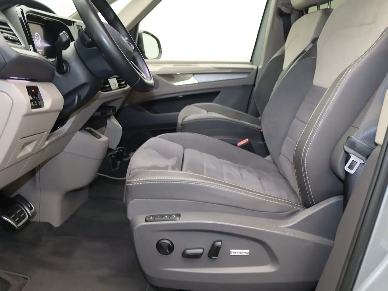 Volkswagen T7 Multivan Style lang 1.4eHybrid DSG / Standh, HuD, миниатюра 14