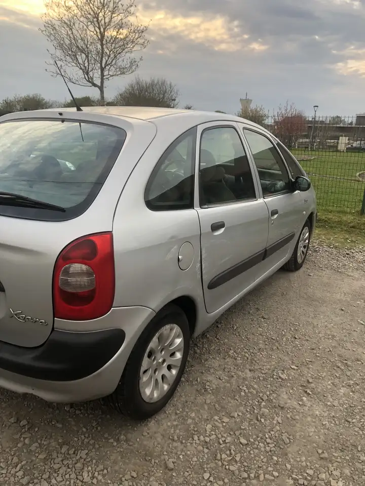 Citroen Xsara Picasso 2L hdi