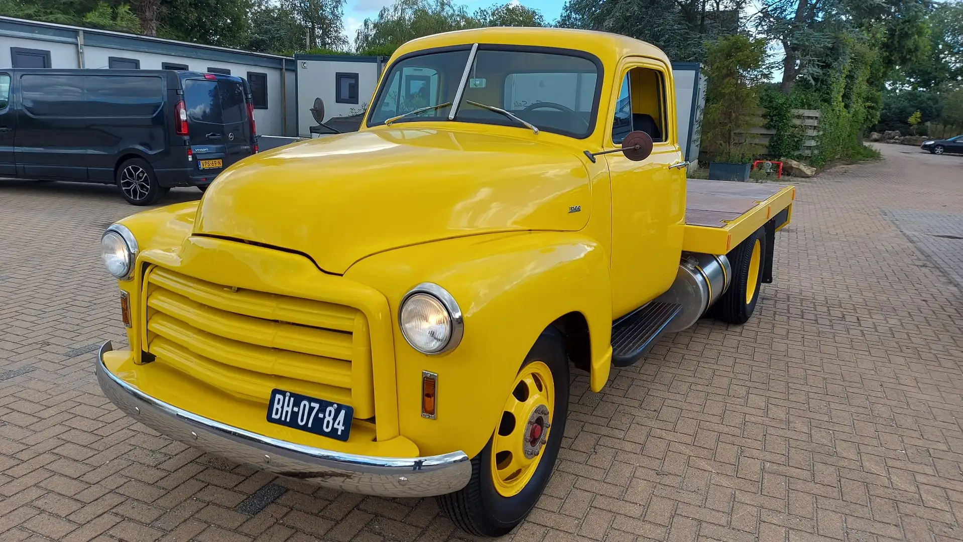 Chevrolet 1 Ton Dually Pickup Truck Super Nice Amarillo - 1