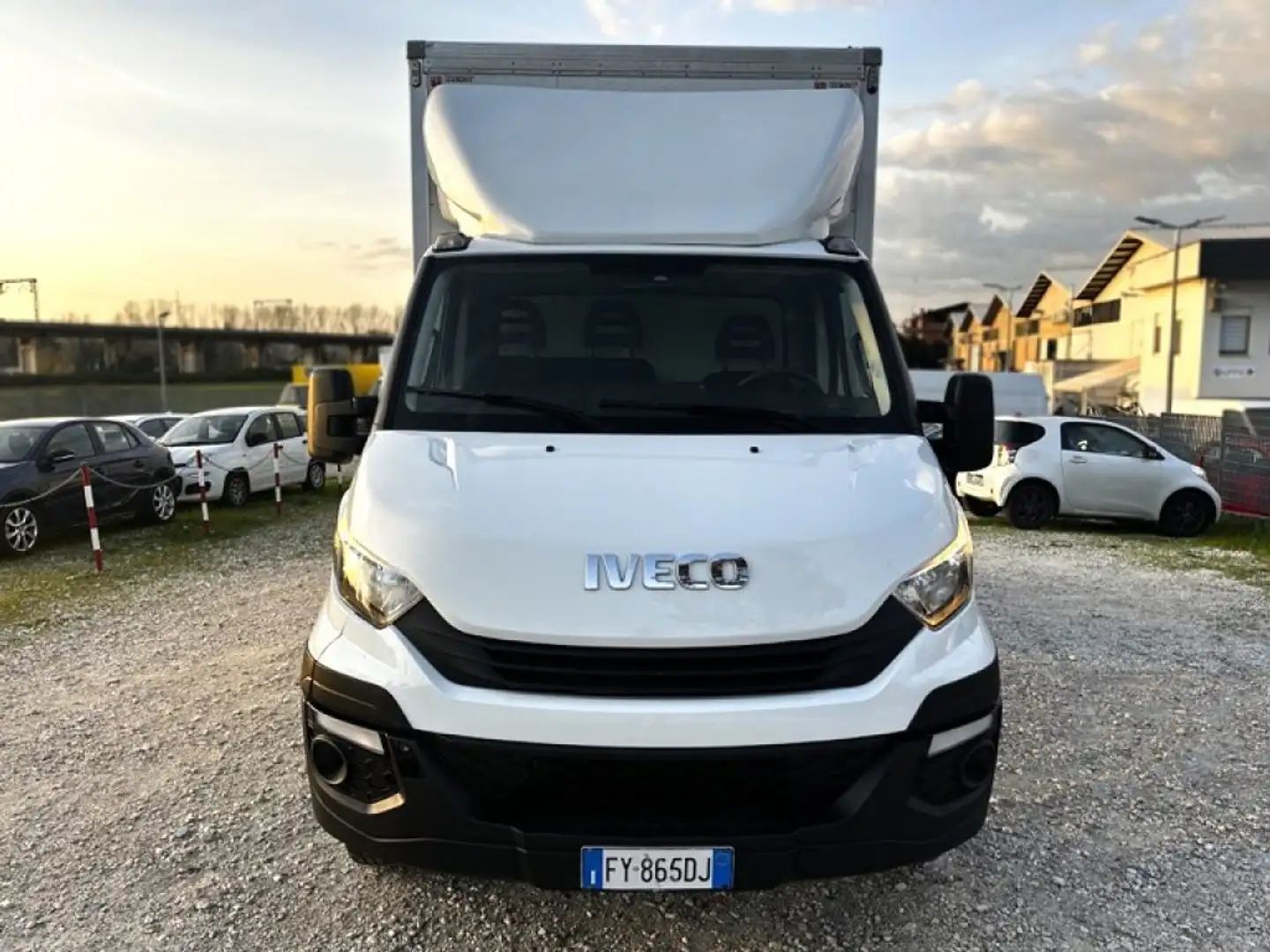 Iveco Daily 35C14 2.3 HPT RG 3750 Furgonatura in Lega Quad-Tor Blanco - 2