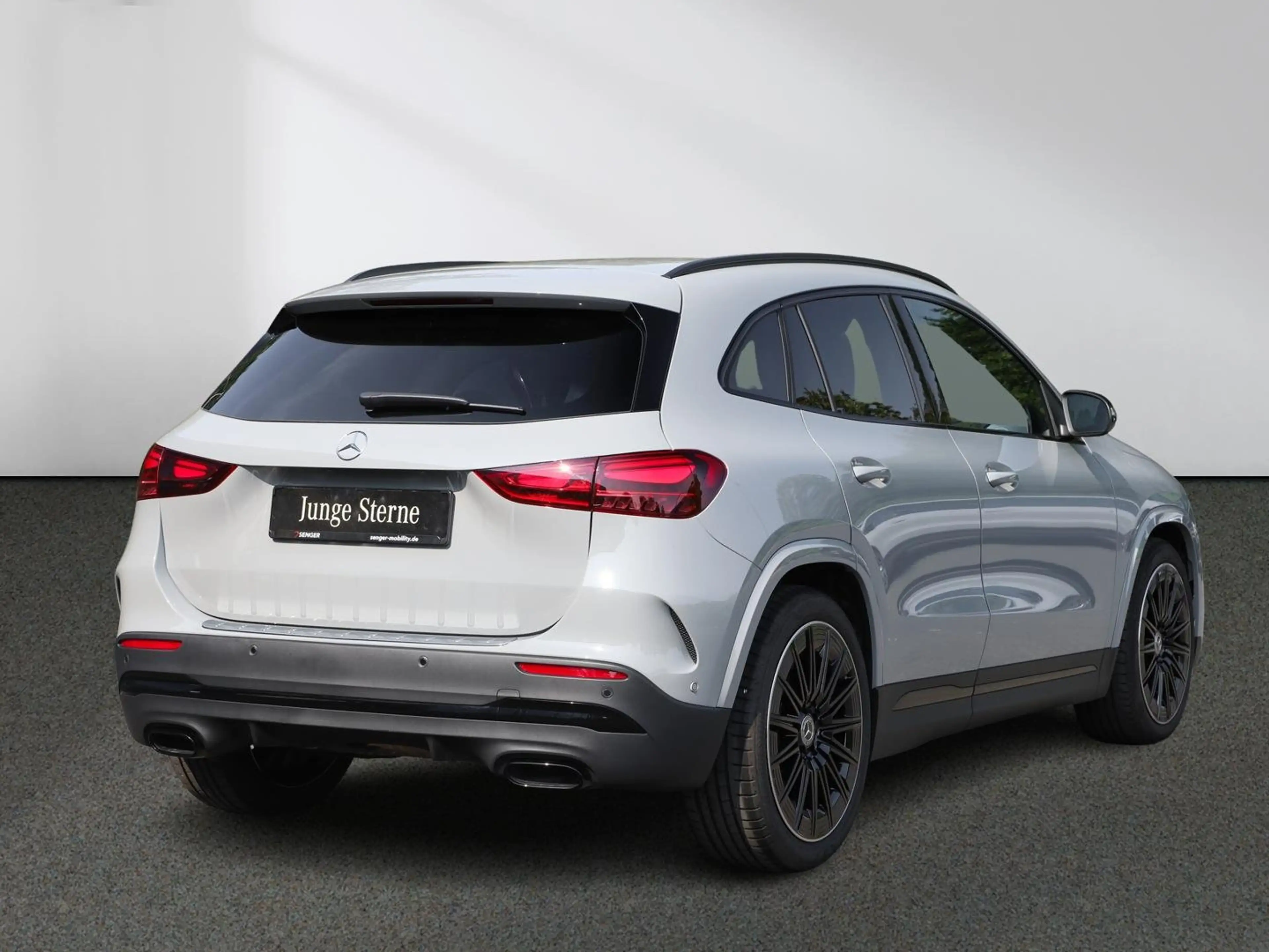 Mercedes-Benz GLA 200 AMG Night Rückfahrkamera Ambiente AHK — photo 3