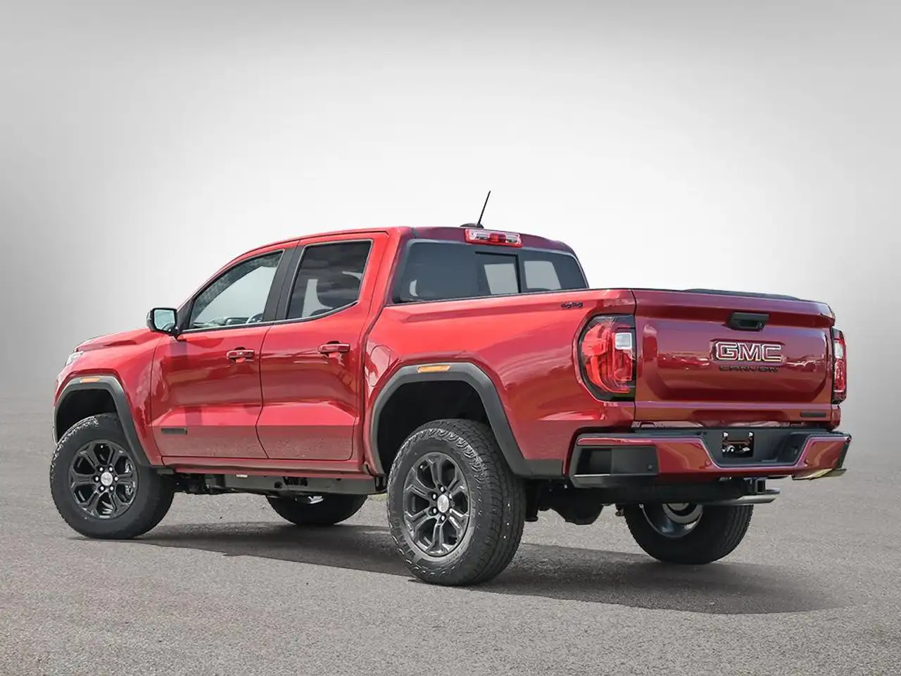 GMC Canyon снимка GMC Canyon