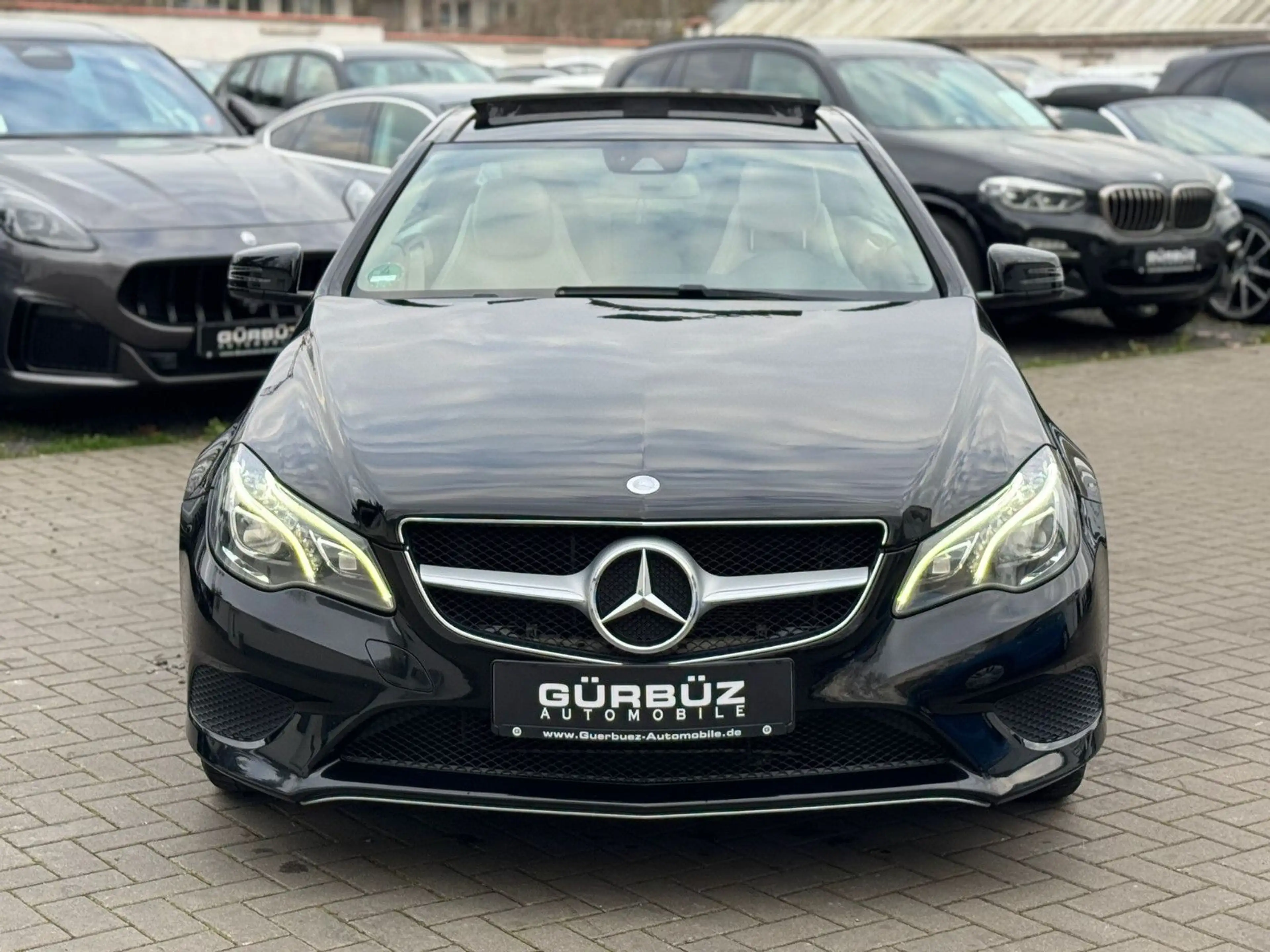 Mercedes-Benz E 350 Coupe 4Matic*Pano*HarmanKard*KAmera*LED — photo 2