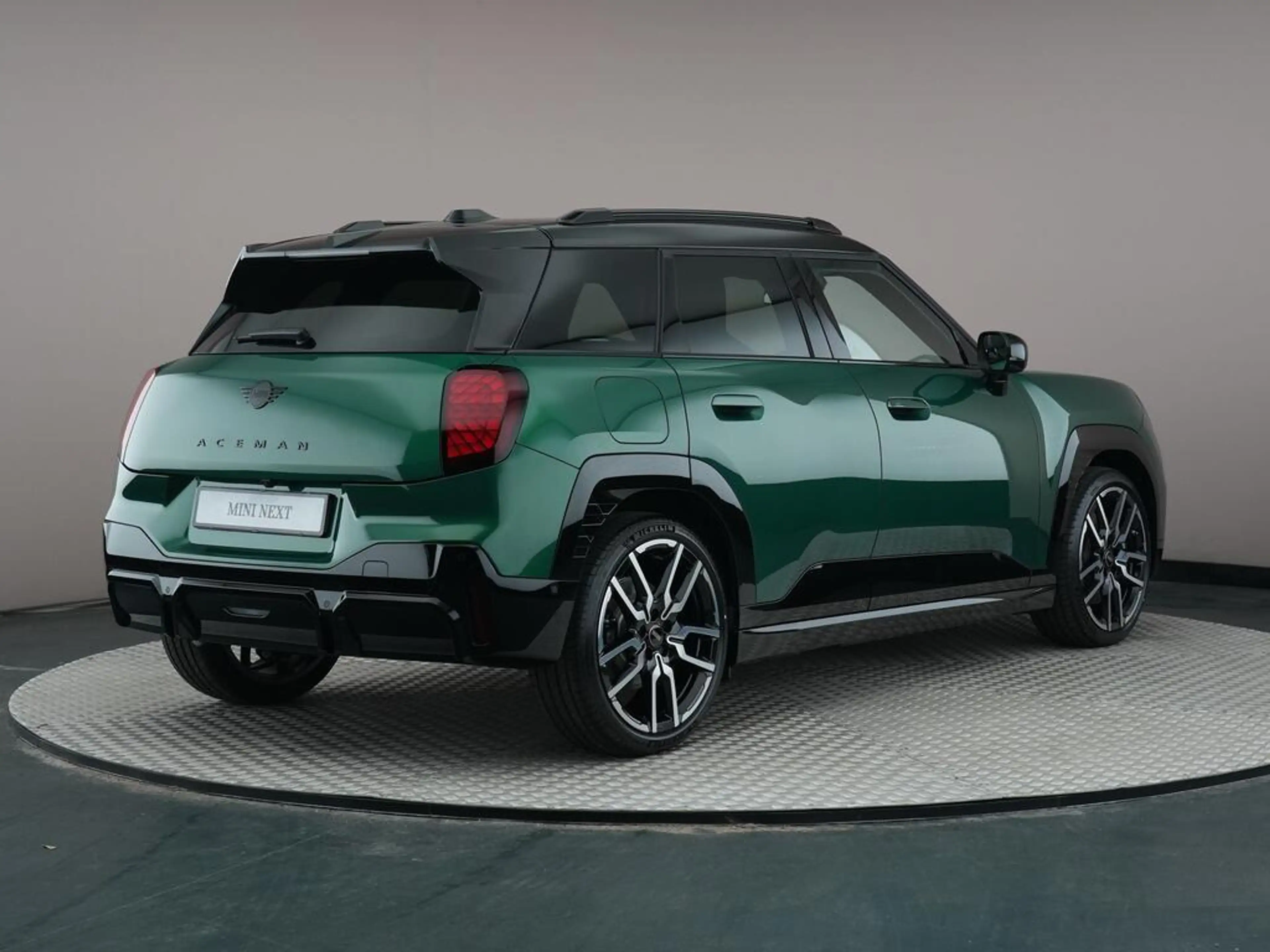 MINI Aceman E | John Cooper Works L pack — photo 4