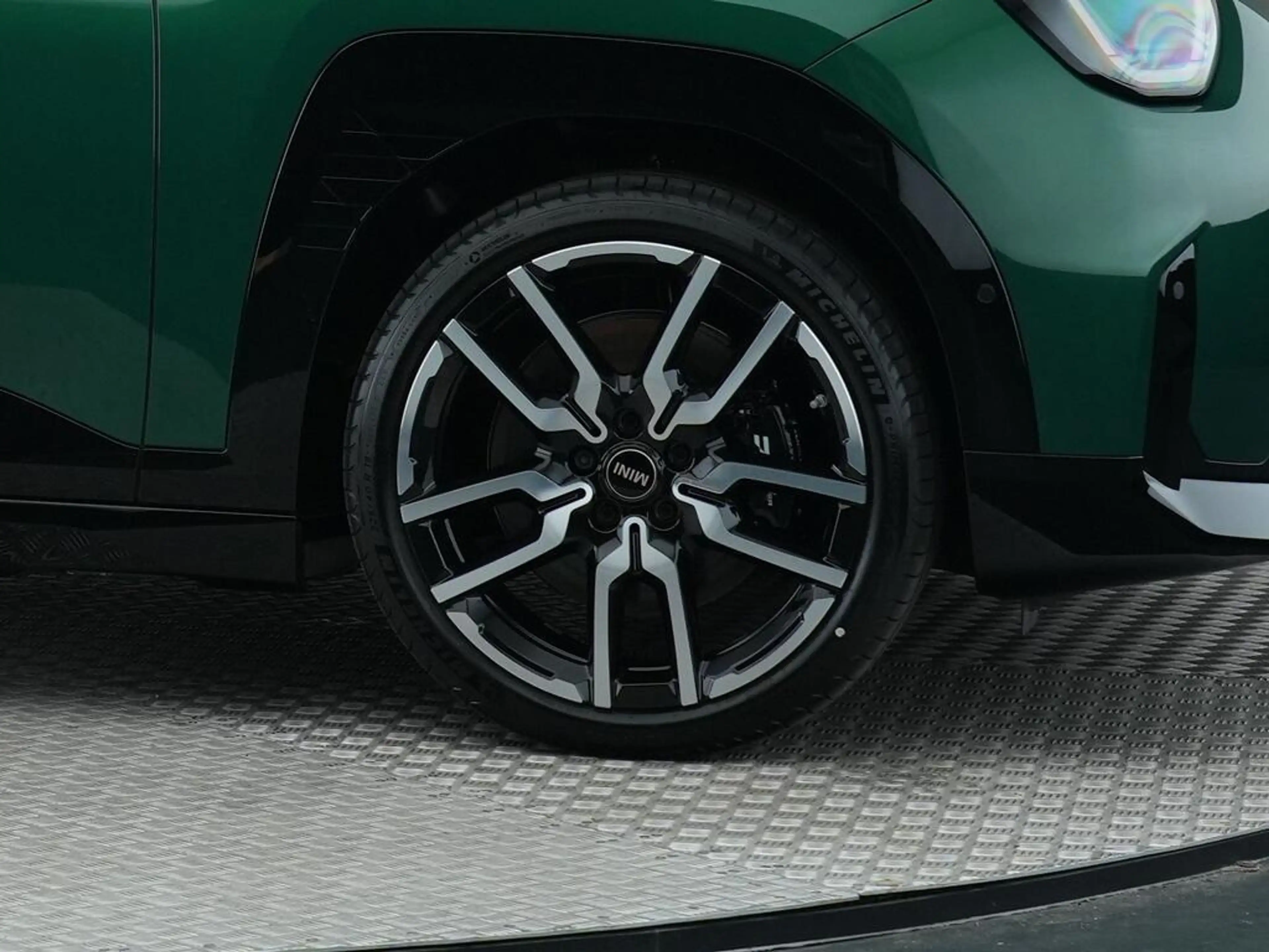 MINI Aceman E | John Cooper Works L pack — photo 9