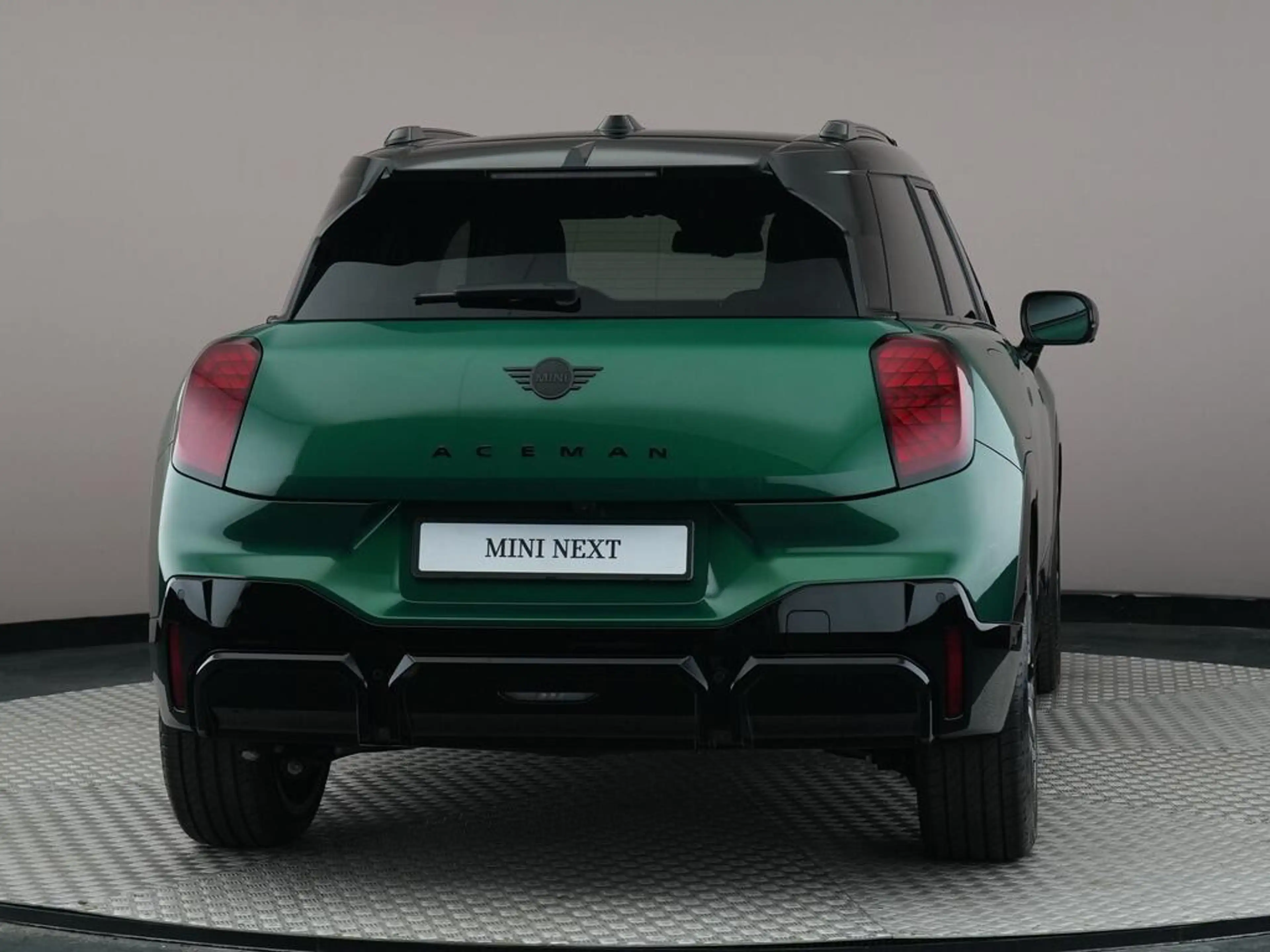 MINI Aceman E | John Cooper Works L pack — photo 3