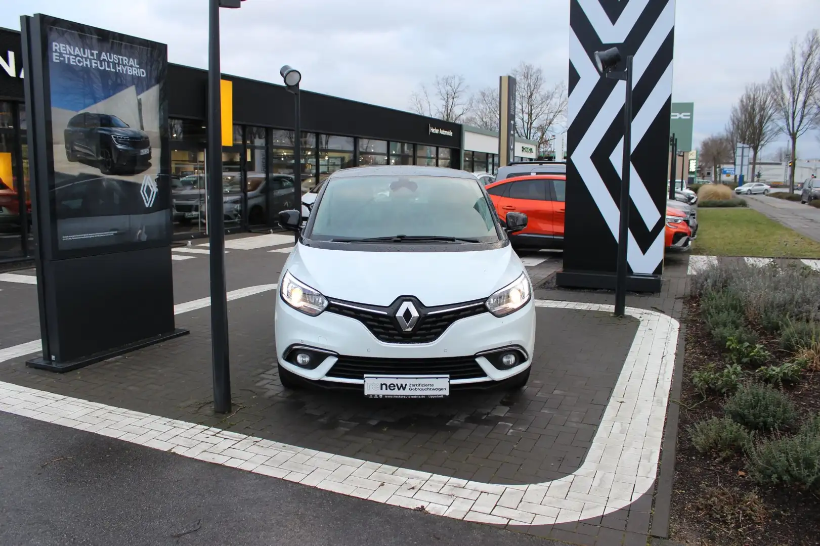 Renault Scenic Intens TCe 160 EDC*Automatik*Navi* White - 2