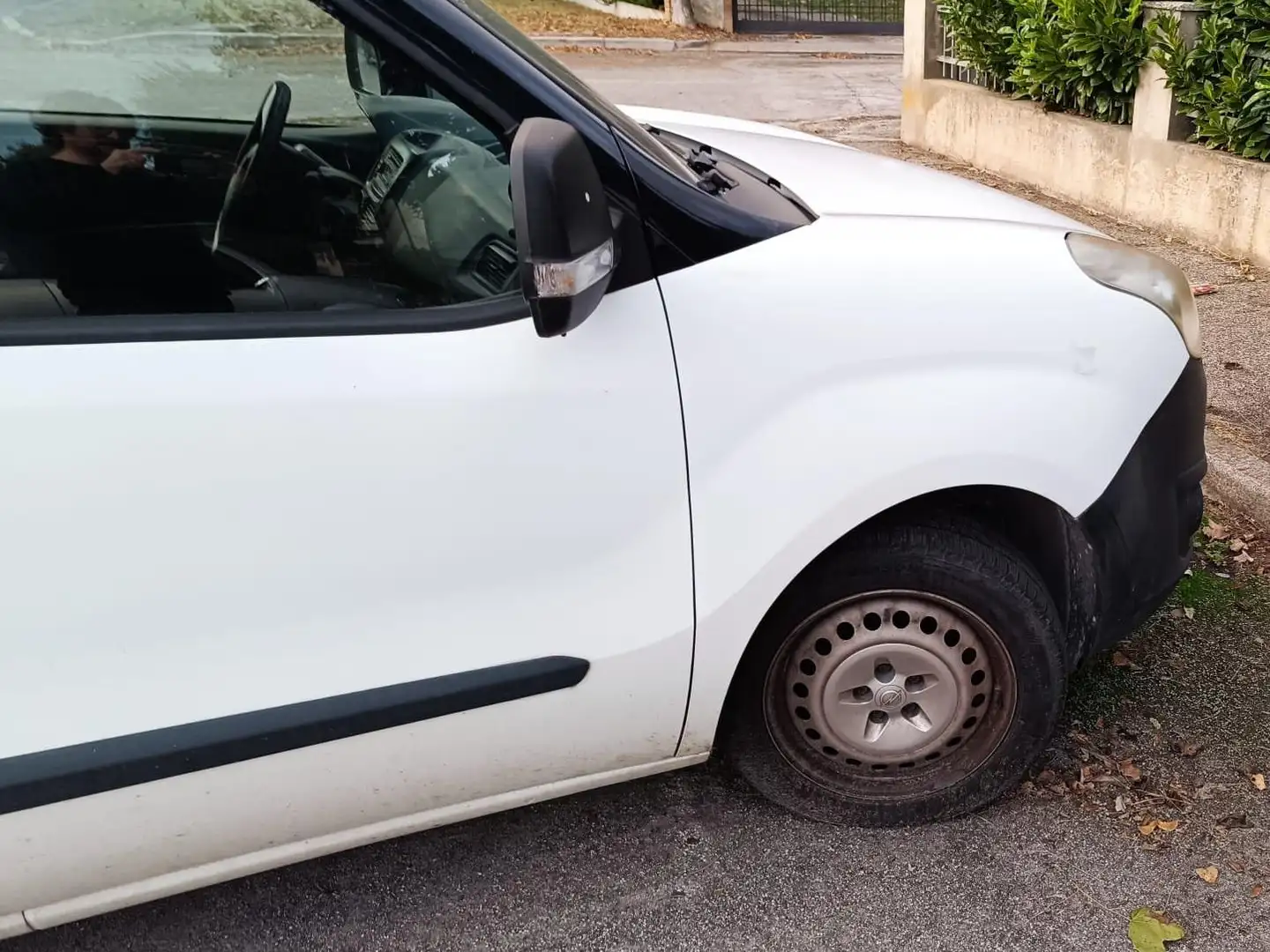 Opel Combo-e 1,4 Fehér - 2
