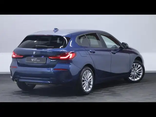 BMW 1 Series view 5