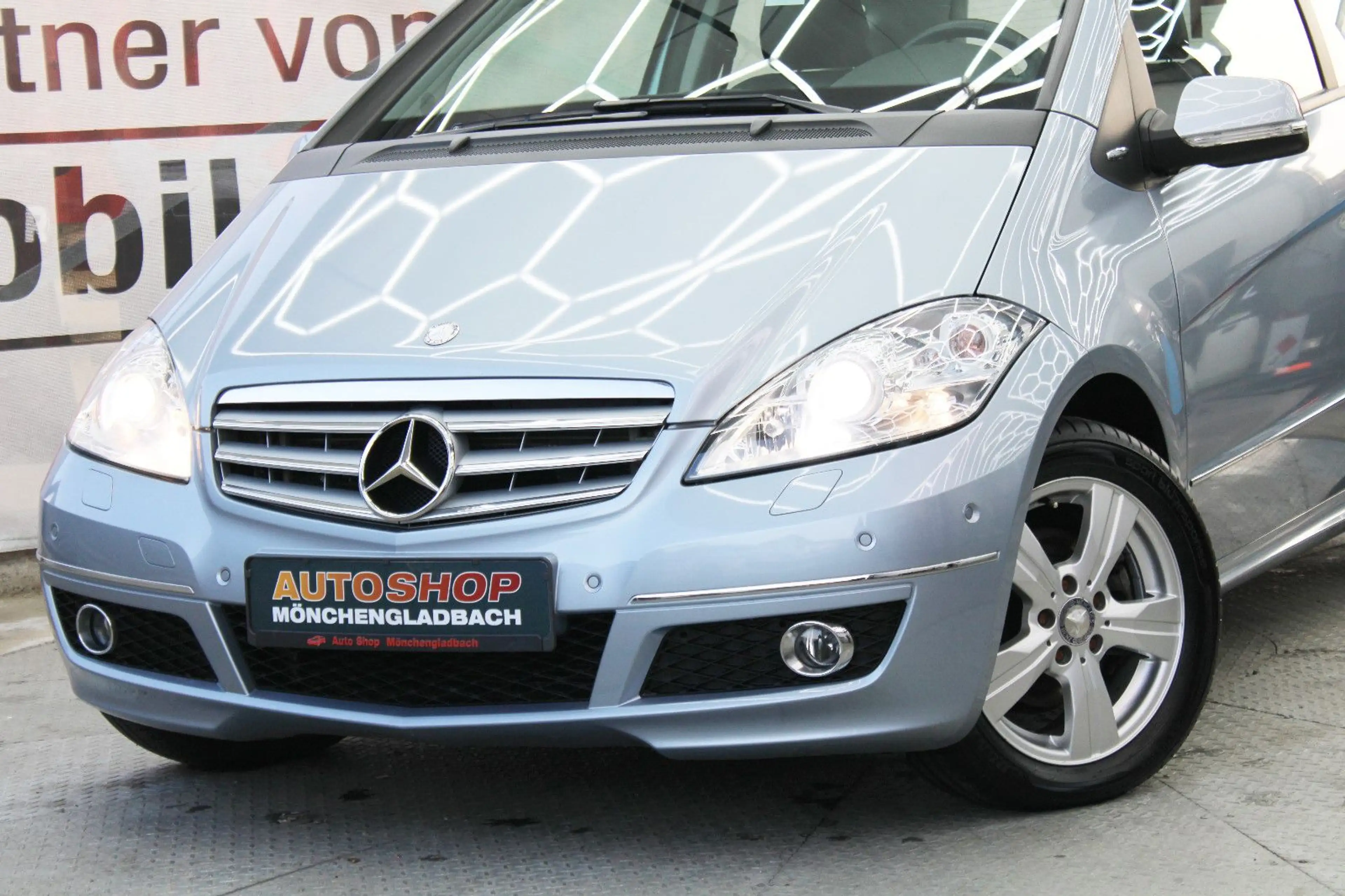 Mercedes-Benz A 200 A200 Avantgarde Automatik|Lückenlose MB-Historie — photo 4