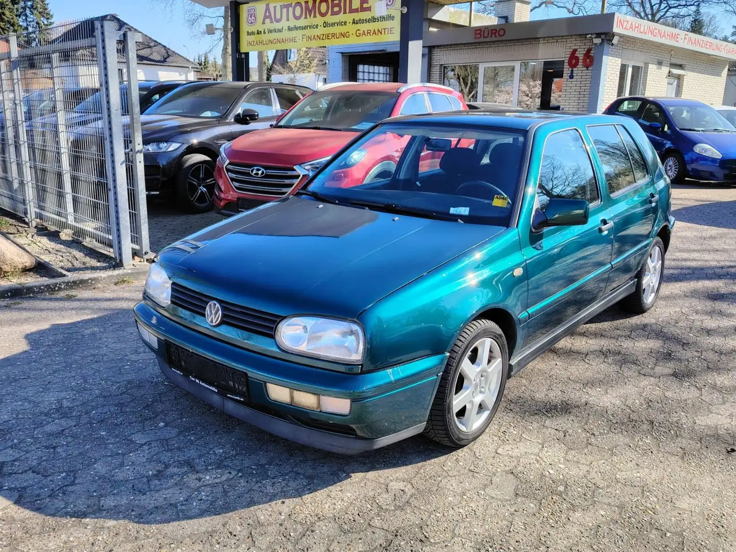 Volkswagen Golf III 1,8 aus 1. Hand, AUTOMATIK Vert - 1