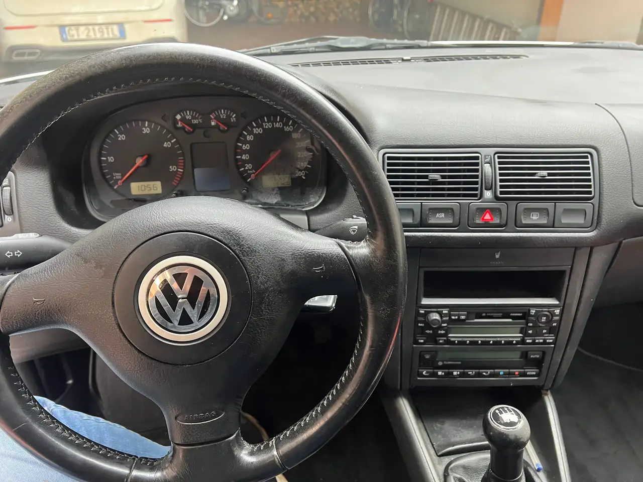 Volkswagen Golf IV 1997 3p 1.9 tdi Highline 130cv tiptronic, foto 8