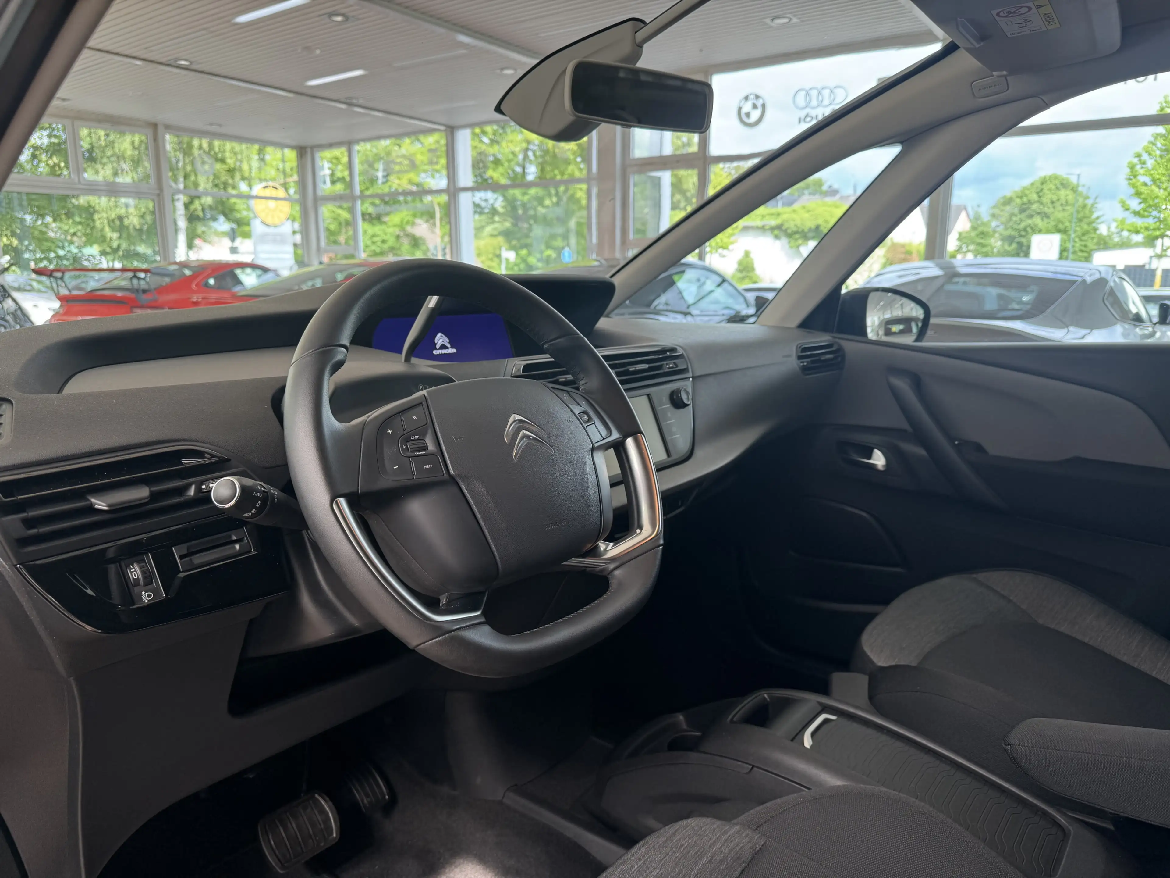 Citroen C4 SpaceTourer 1.2 PureTech — photo 10