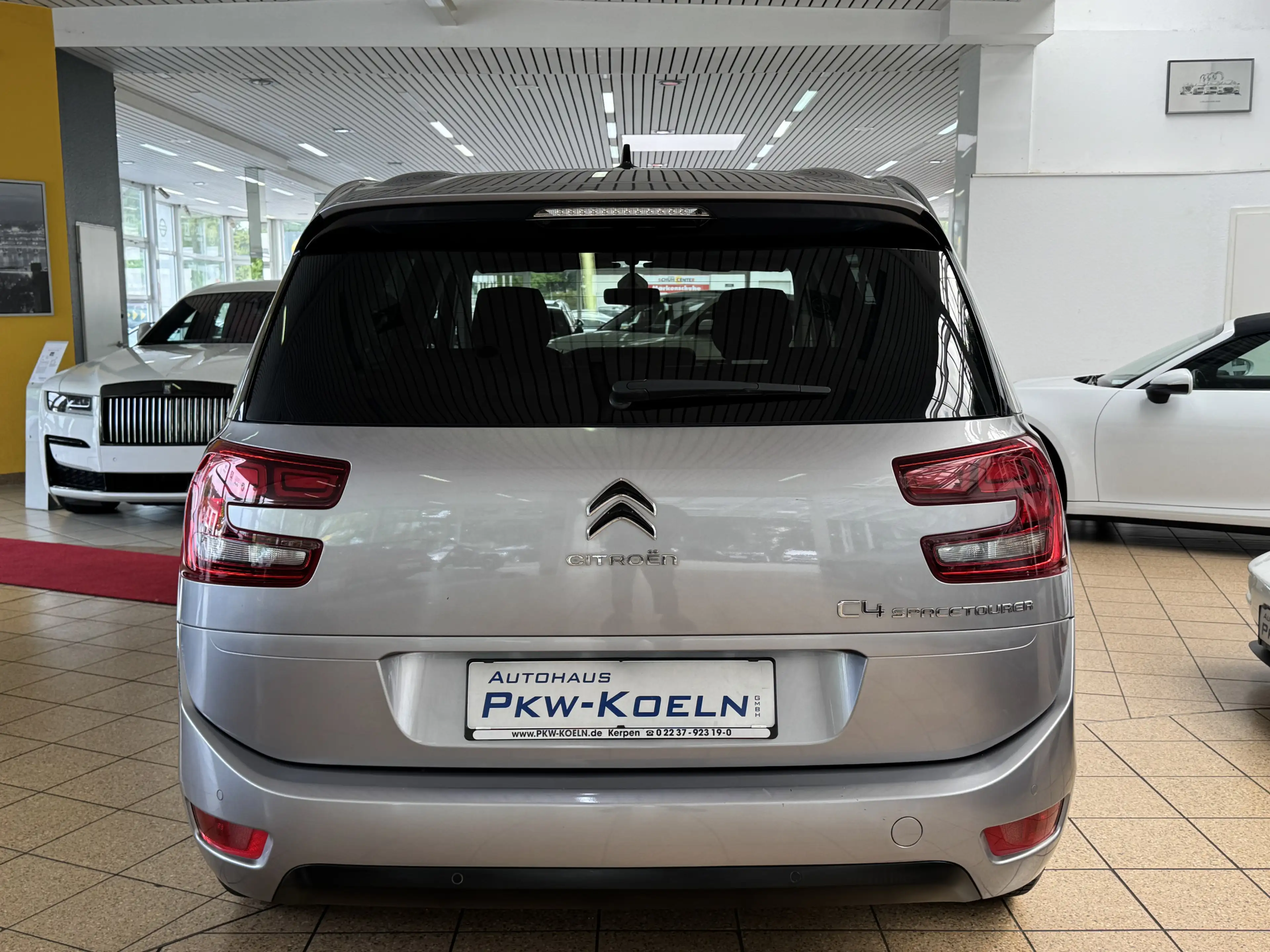 Citroen C4 SpaceTourer 1.2 PureTech — photo 6