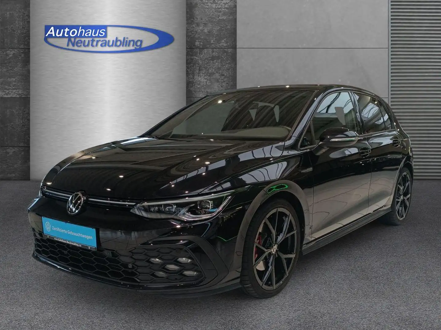 Volkswagen Golf 8 2.0 TDI "GTD" 200 PS DSG+ACC+NAVI+REARVIEW+ Black - 2