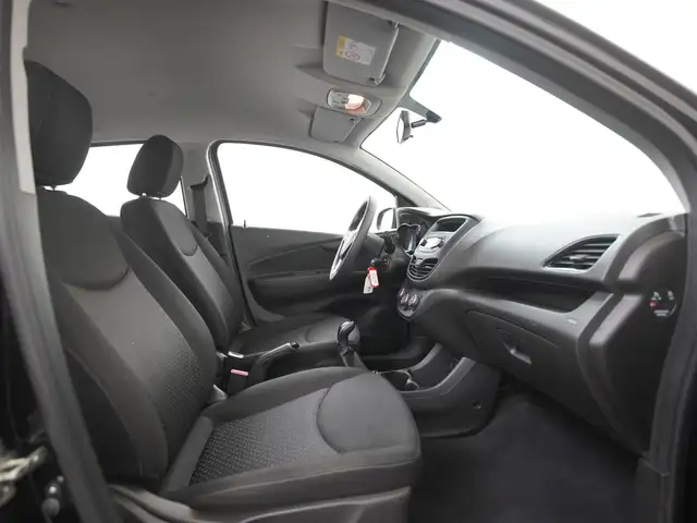 Opel Karl view 3