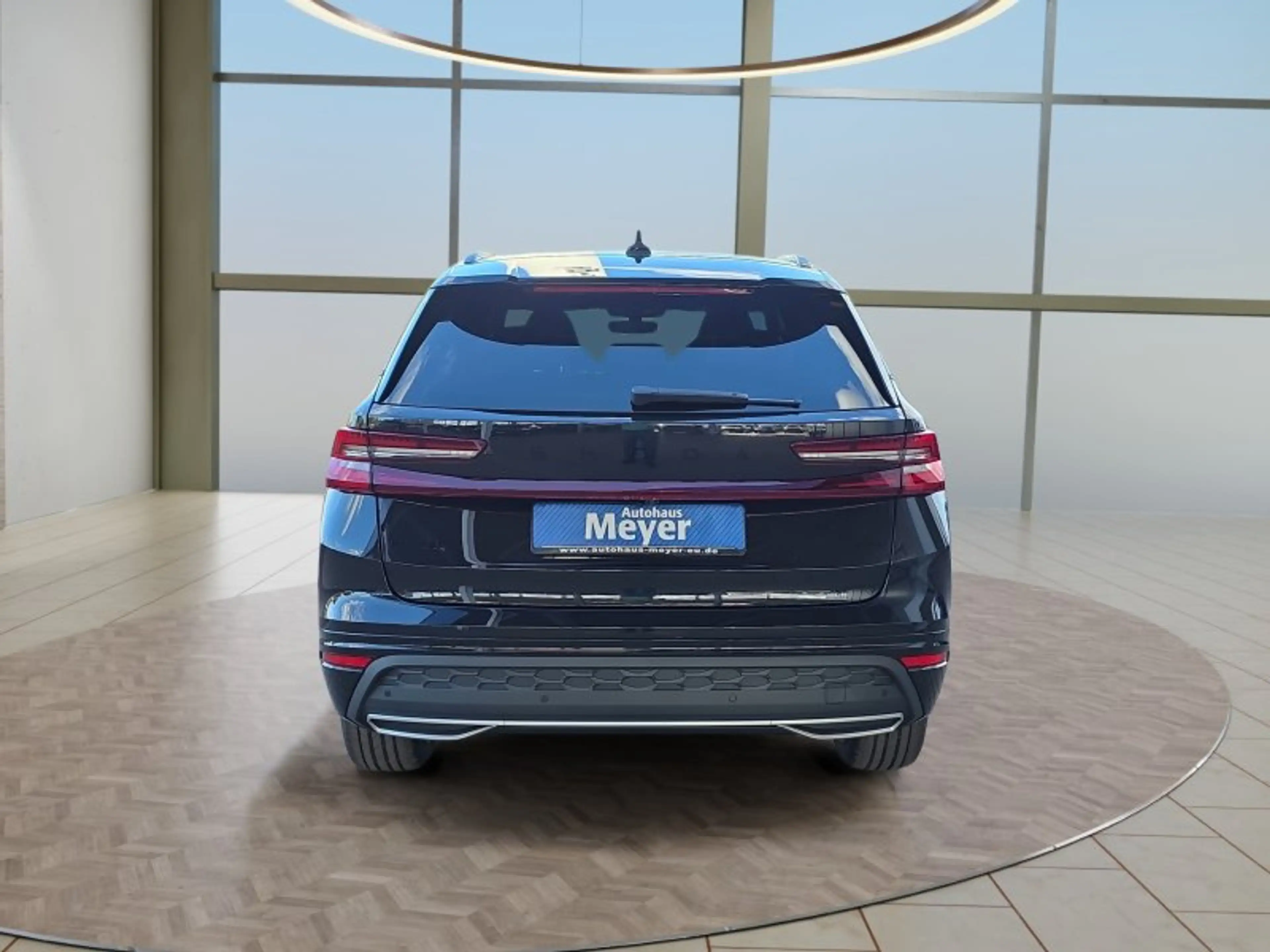 Skoda Kodiaq Sportline 2,0TSI DSG 4x4 aAHK/7-Sitzer/Pano/Matrix — photo 4